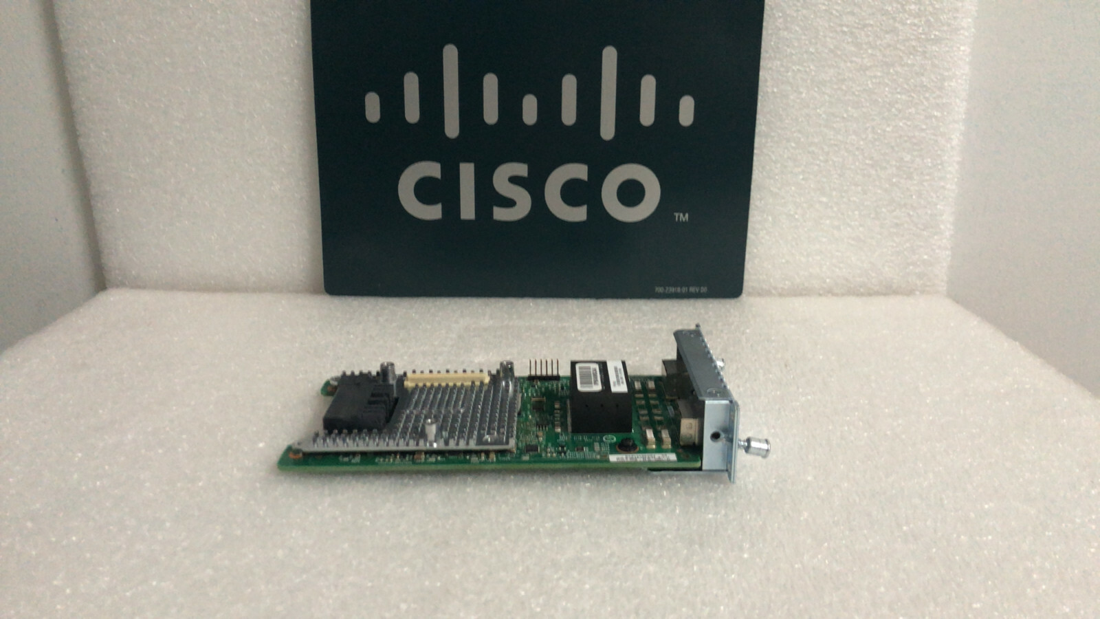 CISCO NIM-2MFT-T1/E1 2-Port T1/E1 WAN and Voice Network Interface Module Card