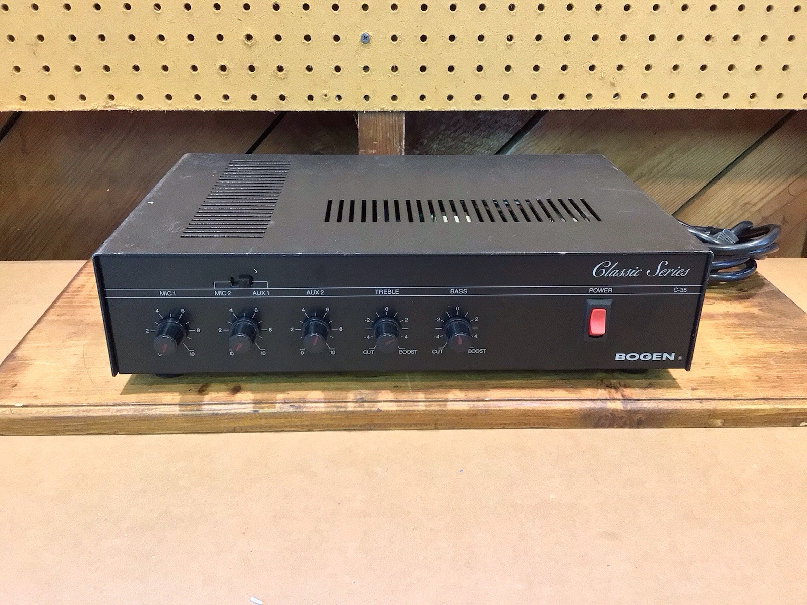 Bogen Classic Series C-35 Amplifier PA. Tested