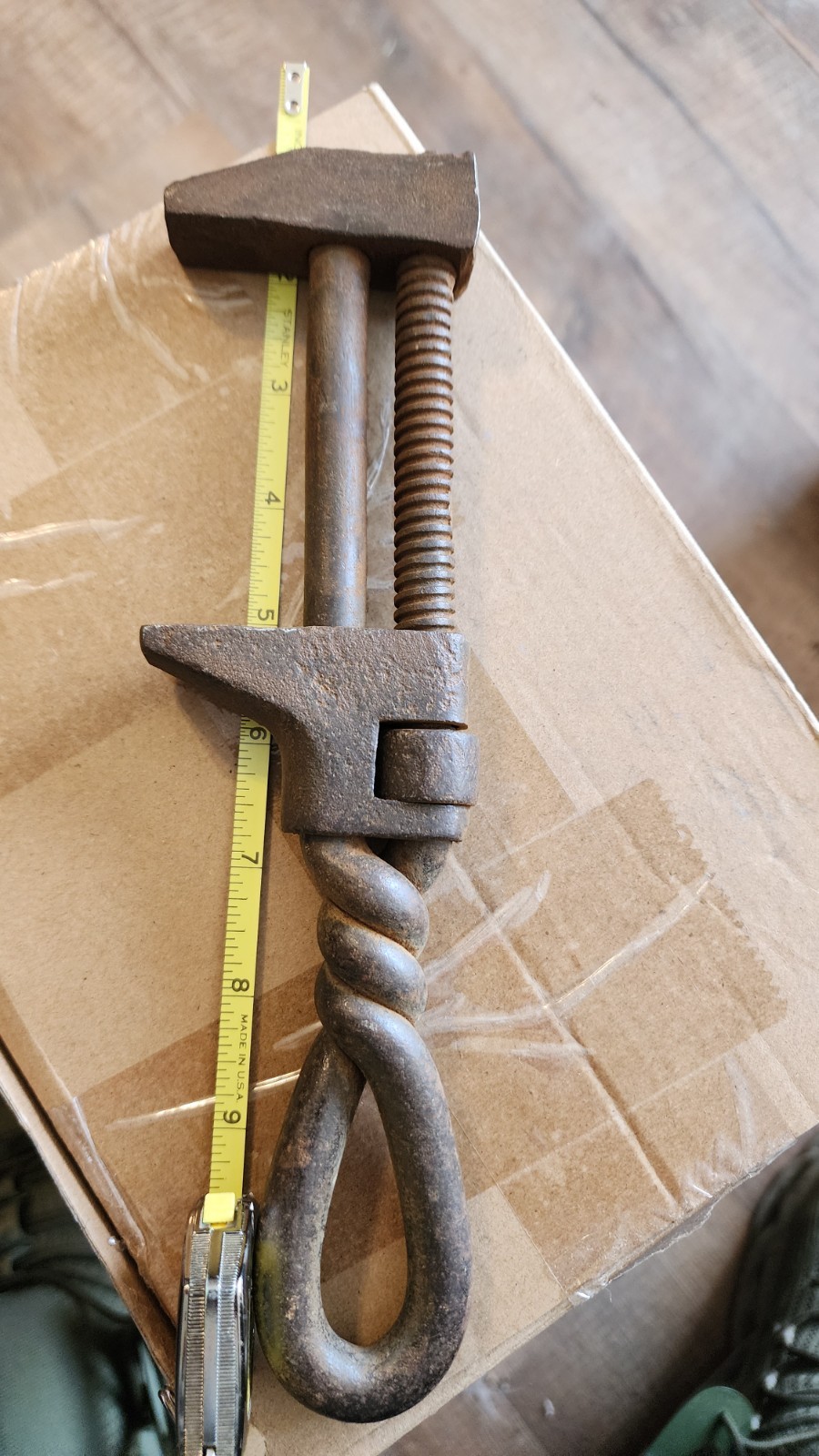 Antique Late 1800s Early 1900s Wrought Iron Twisted Handle Monkey Wrench. Rare