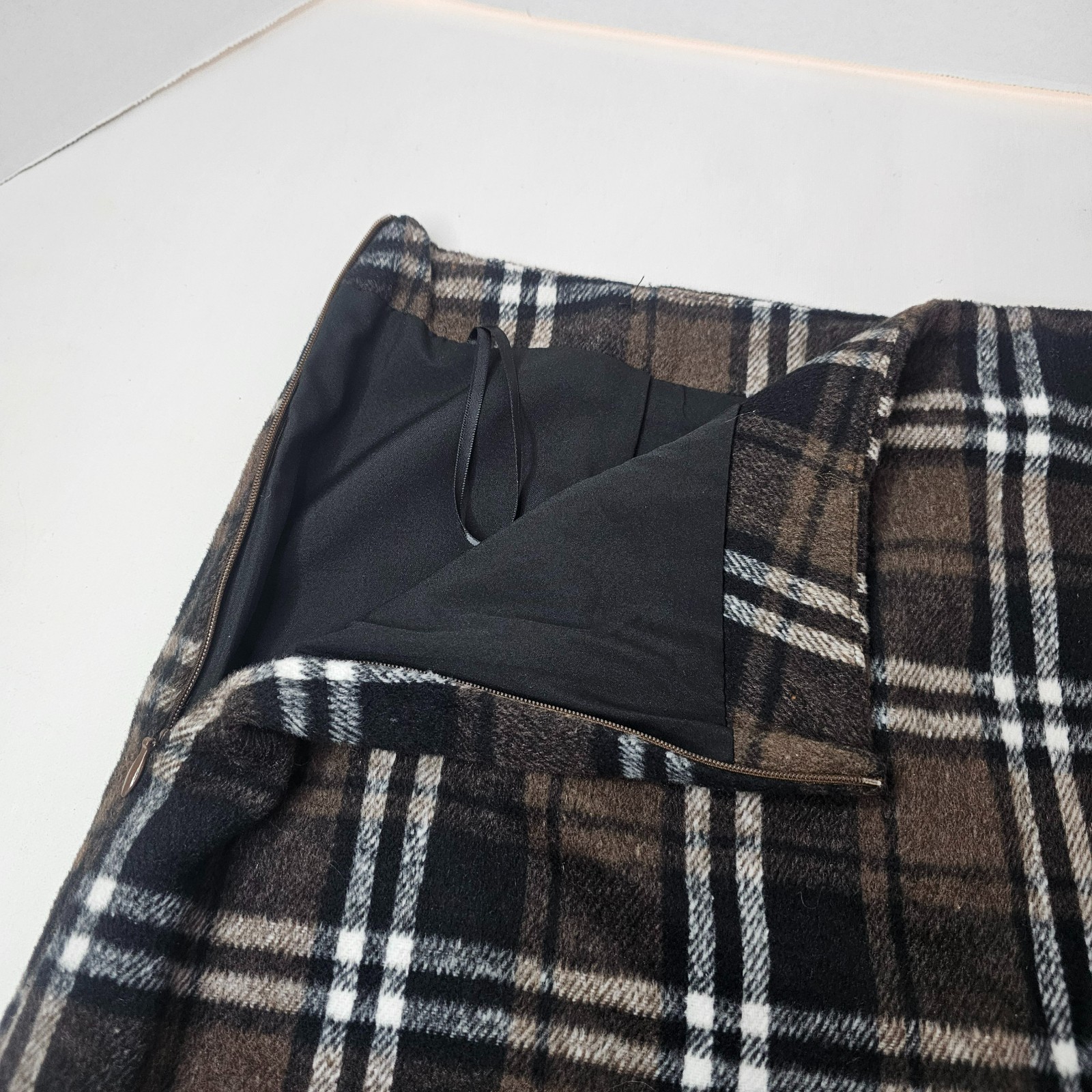 Women Plaid Mini Skirt Brown Black Wool Blend Autumn Size L Side Zip