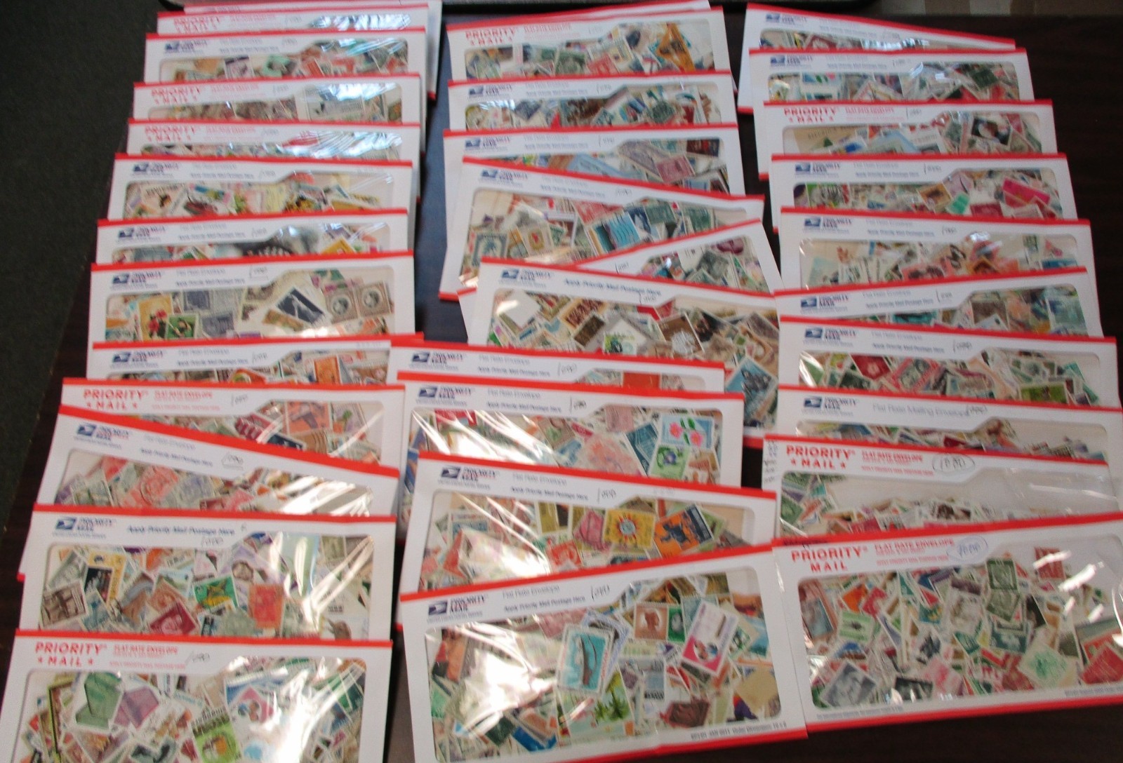 Quality Lot of 1000 Mint/Used Stamps ~ No soaking required!