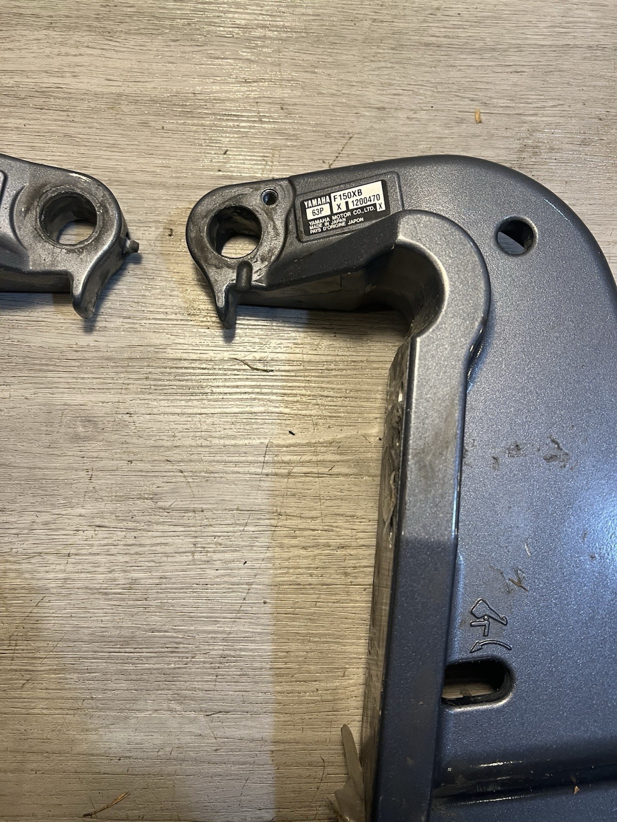 2001-2024 Yamaha outboard 150-300 hp stern bracket pair 64E-43111-02-8D