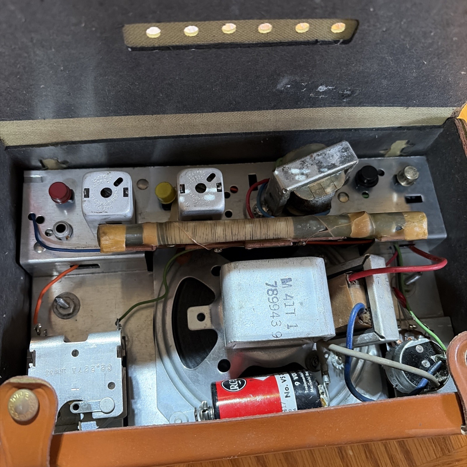 Vintage 1950’s Merco Air-Master Transistor Radio Rare Find Uncleaned Untested