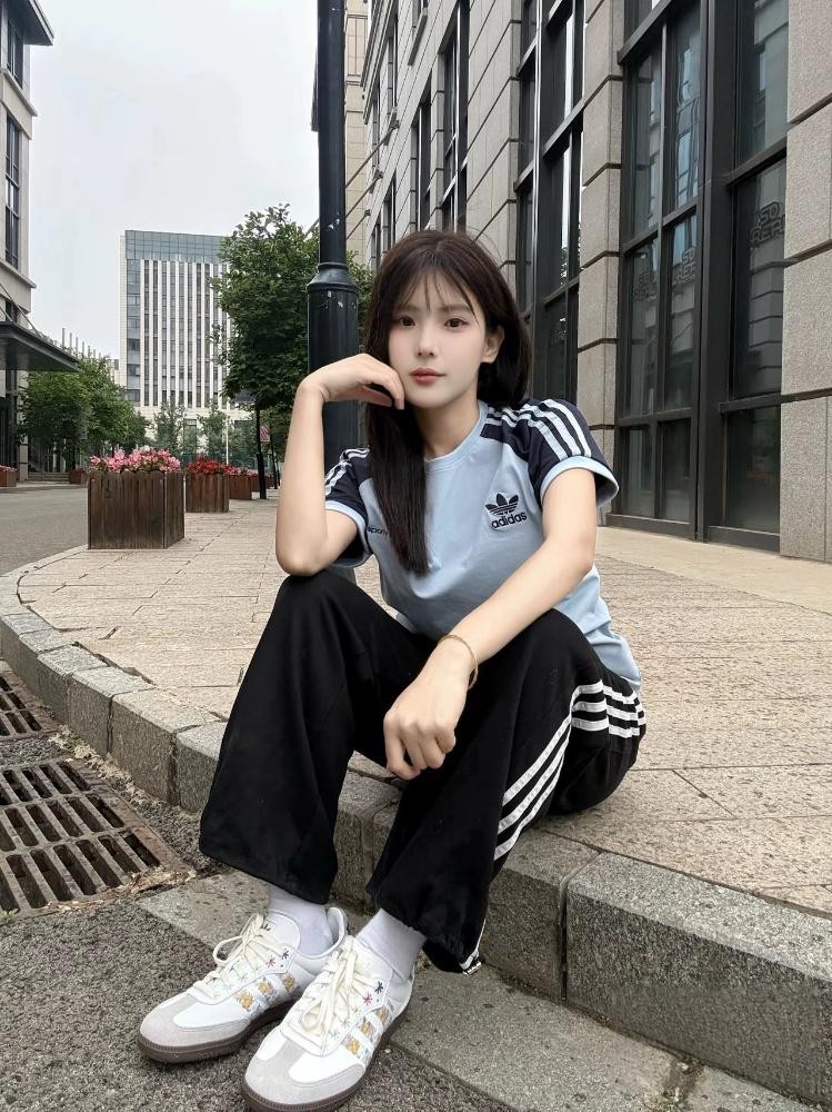 Juice x Adidas Originals SAMBA OG Low Top Skateboard Shoes Unisex White - HQ5155