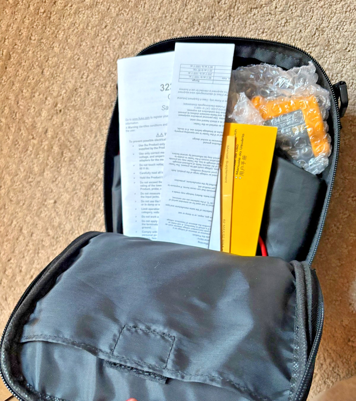 NEW Fluke 62 MAX+/323/1AC IR Thermometer, Clamp Meter and Voltage Detector KIT