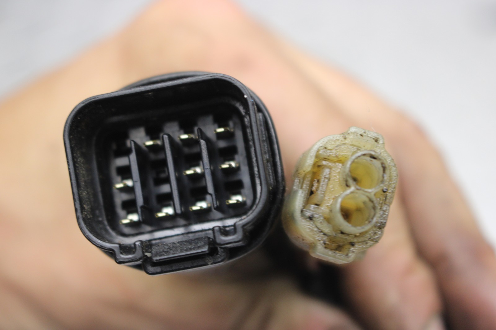 2009 Yamaha YZF R1 IGNITION COIL SET W/ HARNESS