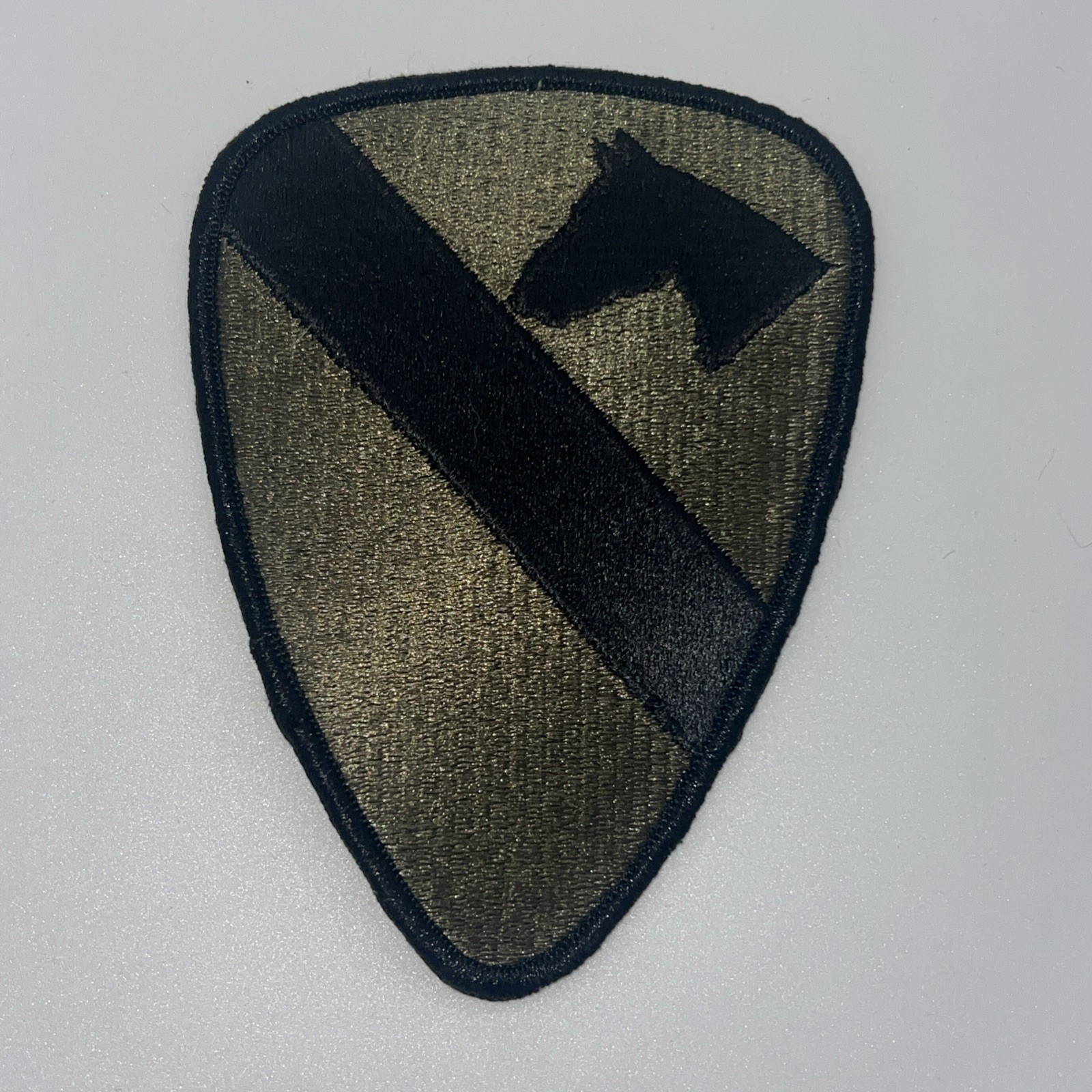 1st Cavalry Division Subdued U.S. Army Shoulder Patch Insignia