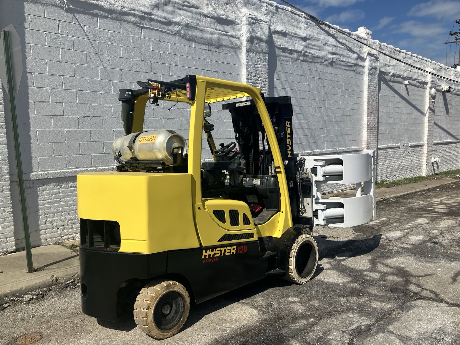 2022 Hyster S120FTPRS 12000lb Used Forklift Triple Mast Paper Roll Clamp