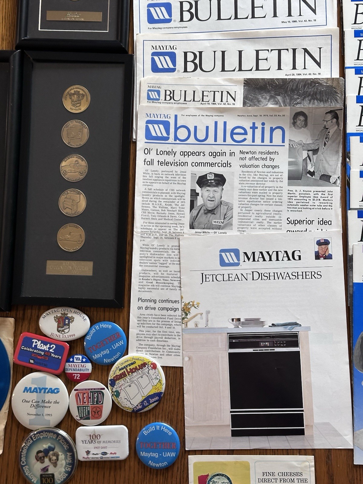 Lot of Maytag Employee Bulletins Buttons Recognition Medals MORE Newton Iowa!