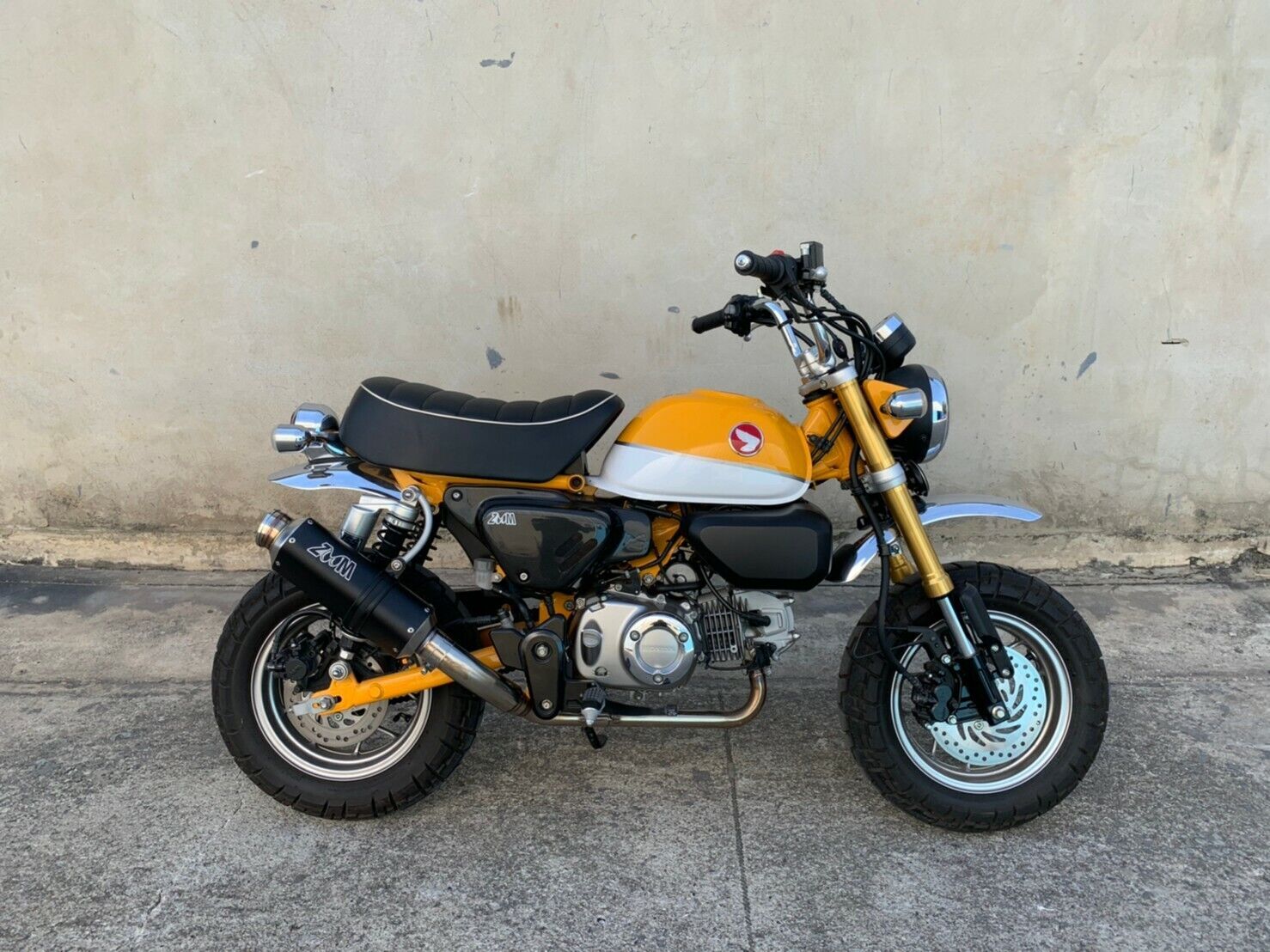 ZoOM Exhaust Polygon Honda monkey 125 Full System Low Mount 2018-2024 Black 2SLZ