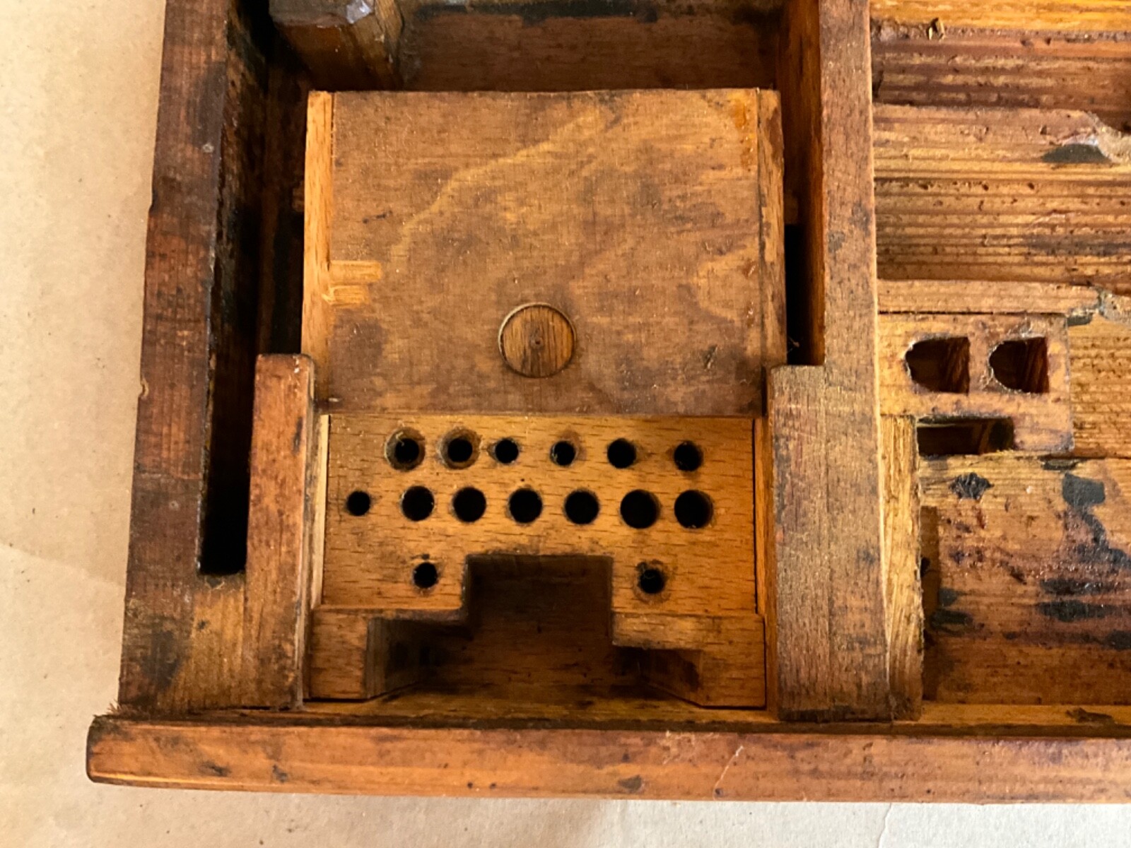 RUSSIAN MAXIM WWII WOOD CRATE TOOL BOX KIT EMPTY BOX ONLY