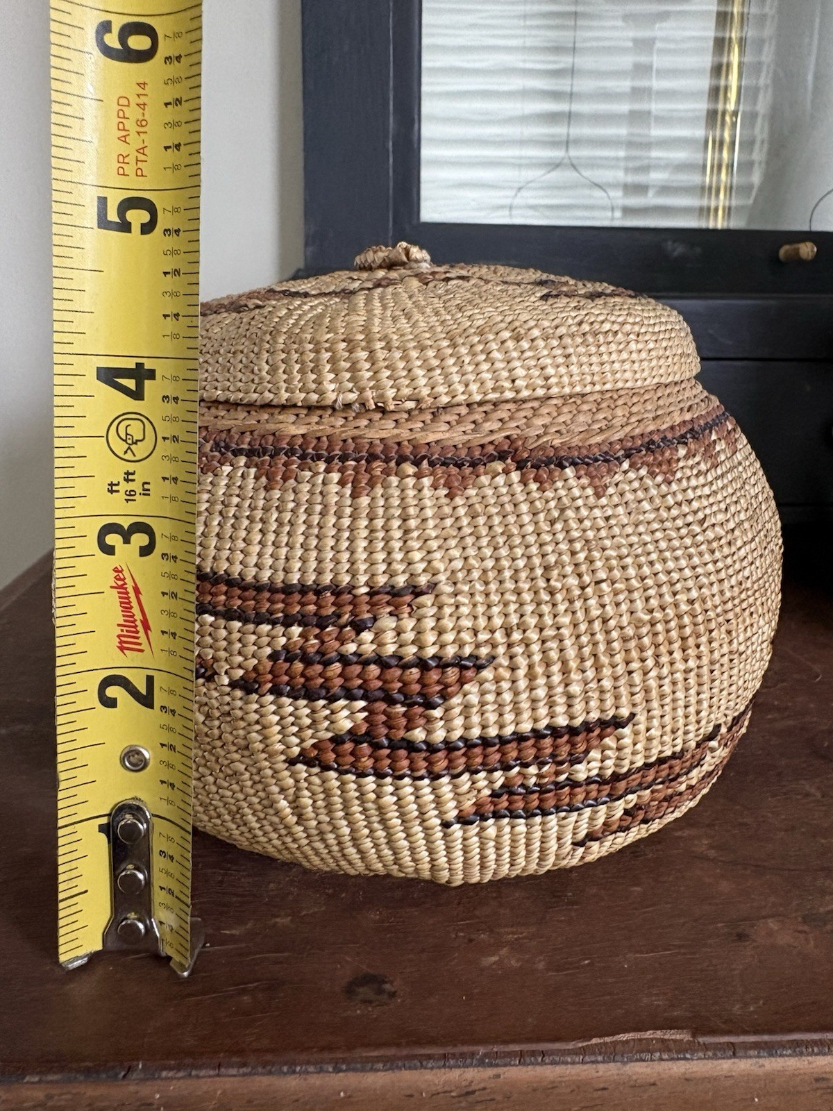 Yurok/Karuk Lidded Basket 4 1/2 x 6 1/2 Twinned Native American Museum Piece