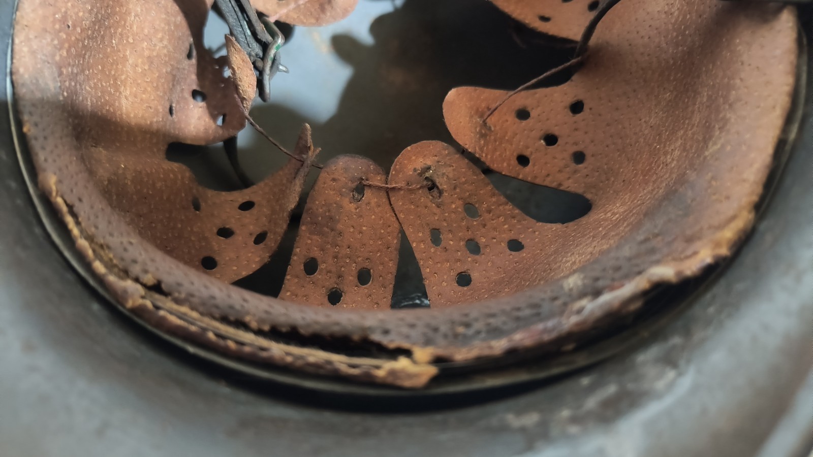 WW2 ~ M35 German Helmet ~ EF64 ~ w/ Liner