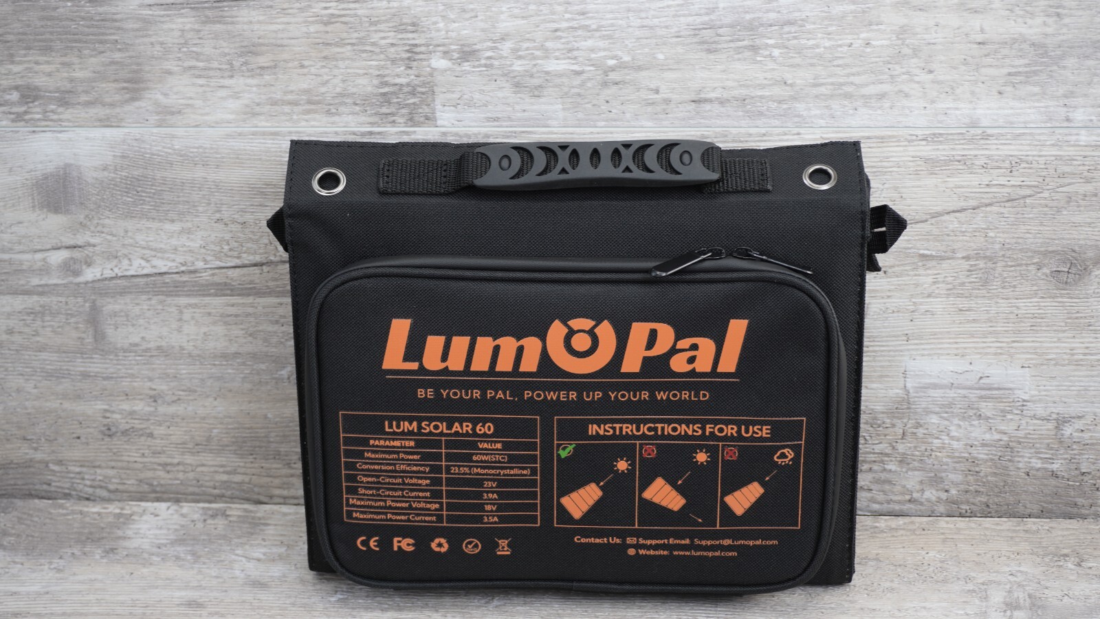 Portable Solar Panel,  Foldable Solar Panels Folding Solar Charger with 60W