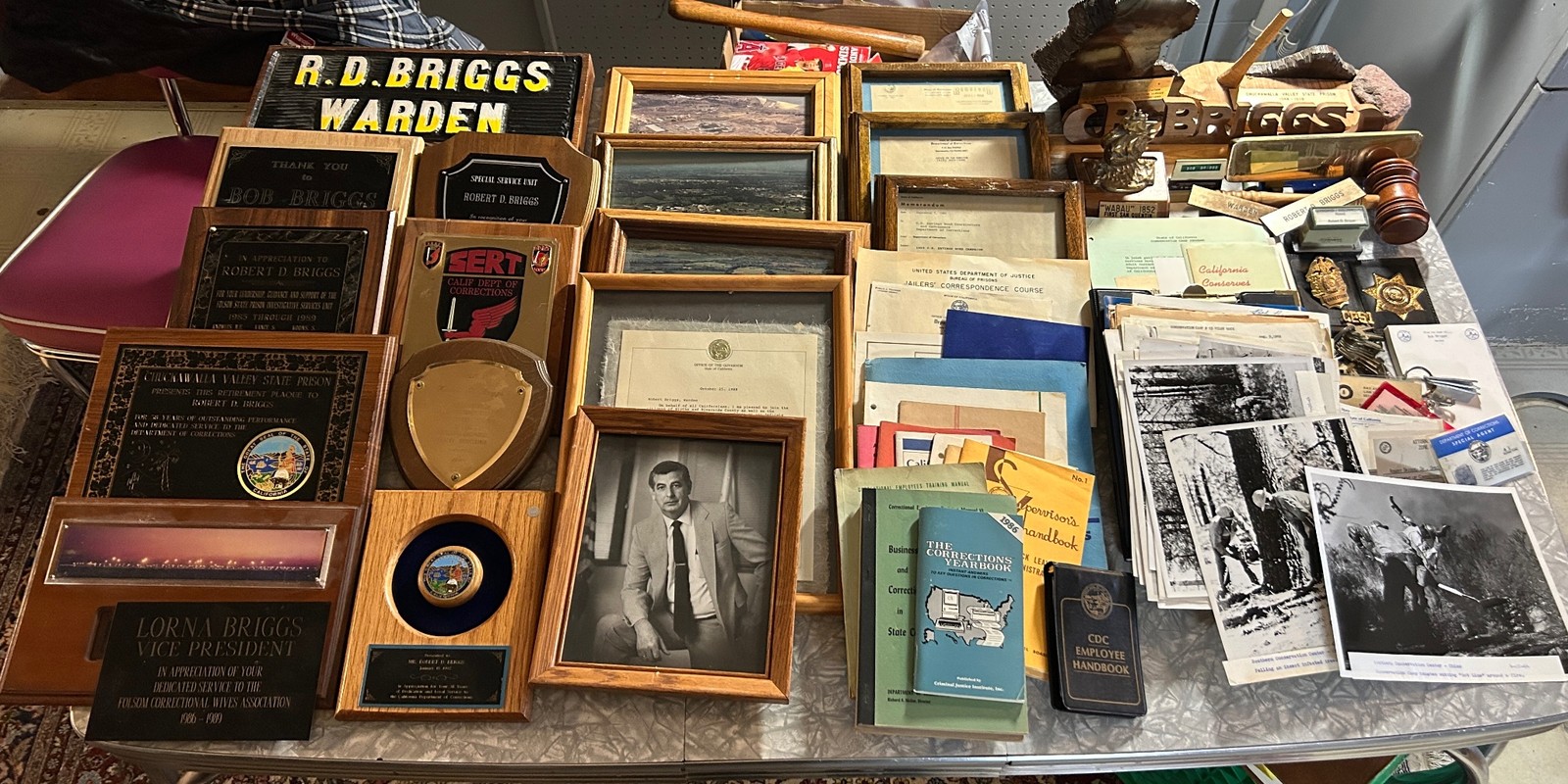 FOLSOM PRISON WARDEN ESTATE LOT BADGES FIRE CAMP PHOTOS WANTED POSTERS AWARDS ++