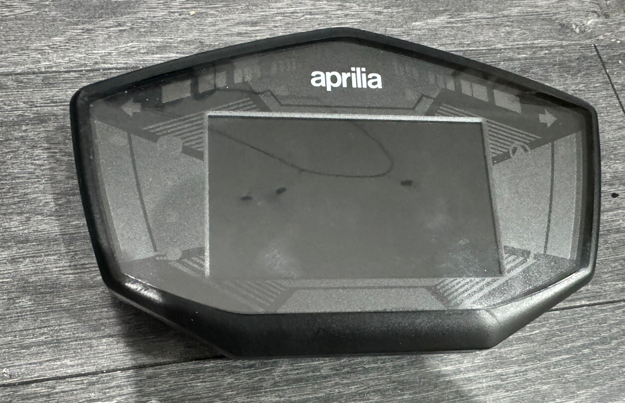 Aprilia all keys lost service. RS660, RSV4, RS1100 Tuono and more