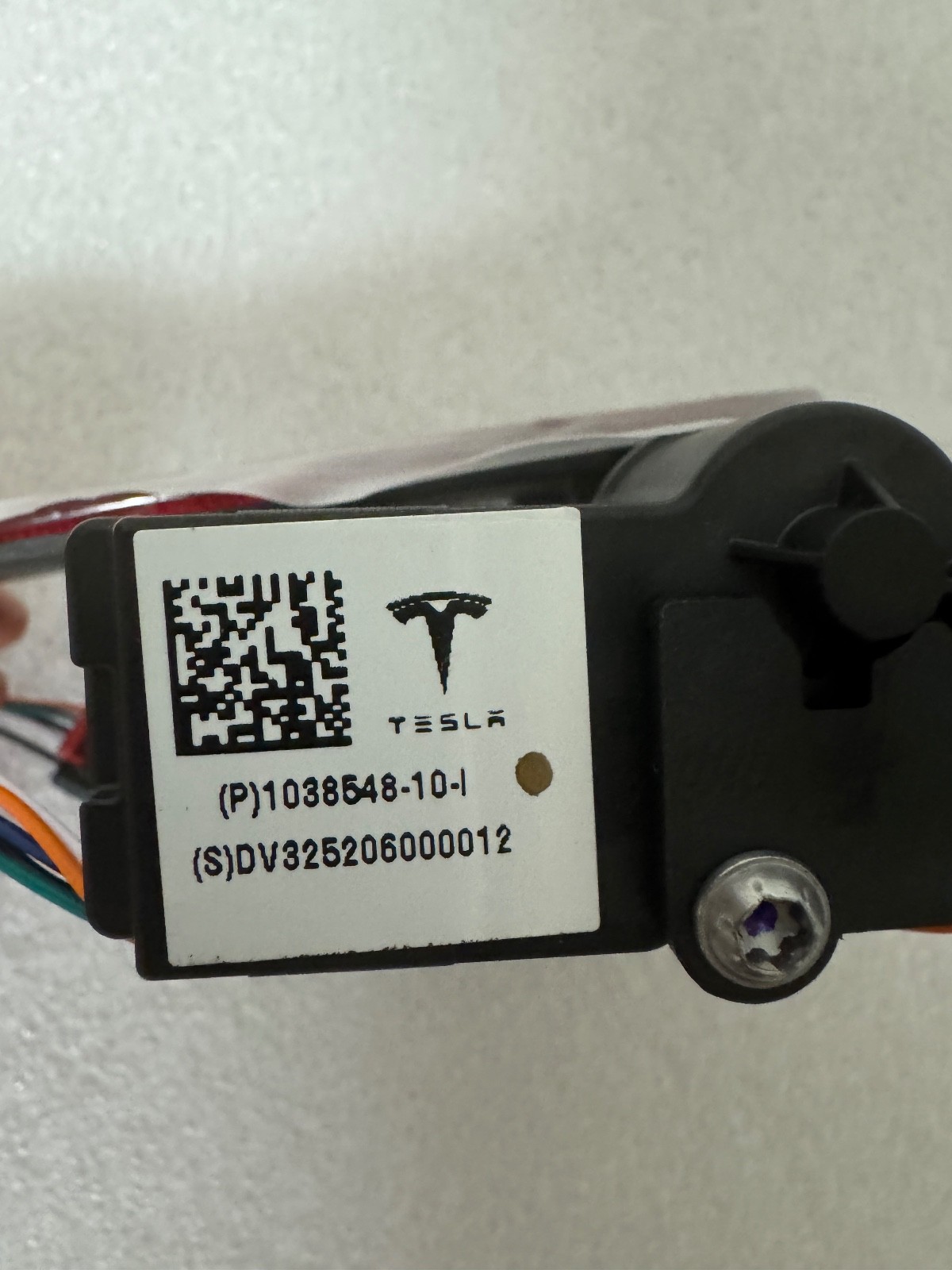 OEM BRAND NEW 2016-2020 Model S X Charge Port Door Assembly 1038548-10-I