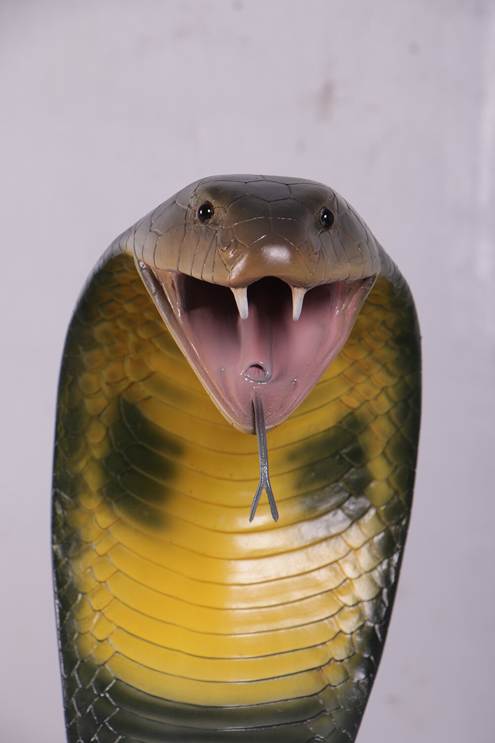 King Cobra Snake Life Size Resin Statue Jungle Decor Safari Reptile Display Prop