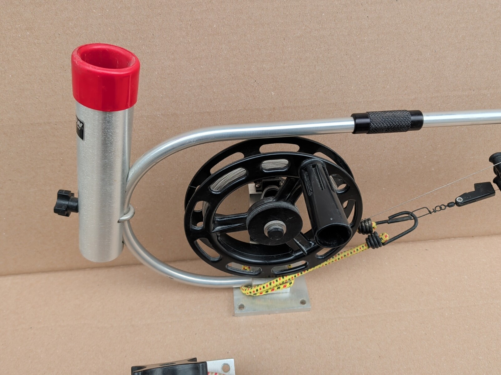 2 Big Jon Manualy Operated Downriggers, W/ Base, Counter and Steel Line