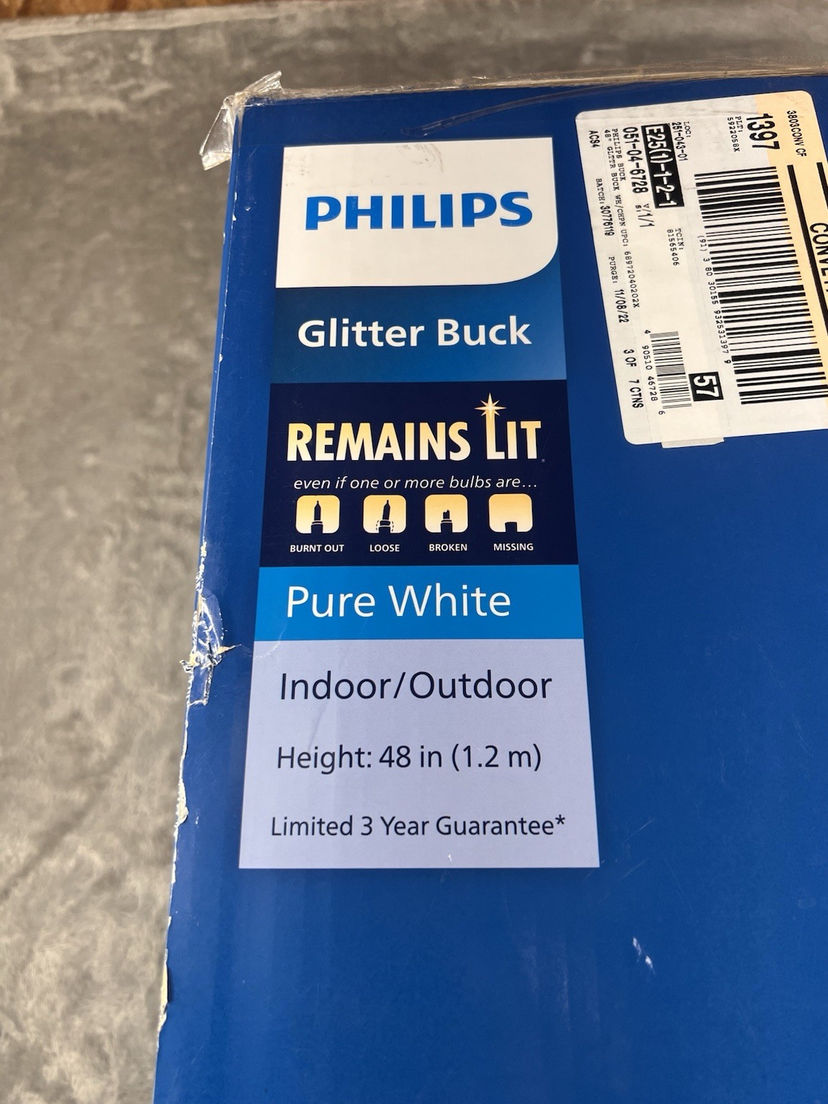 Philips 48” Glitter Buck Indoor/Outdoor Yard LED PureWhite Twinkling Light Deer
