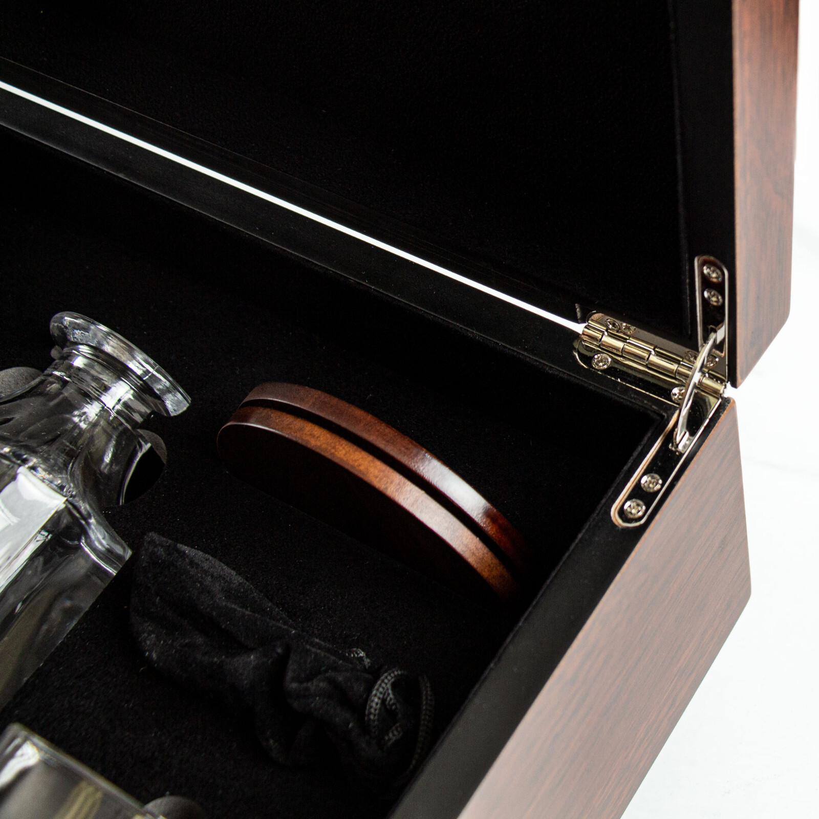 San Francisco 49ers - Engraved Football Whiskey Decanter 2 Glasses In Wood Box