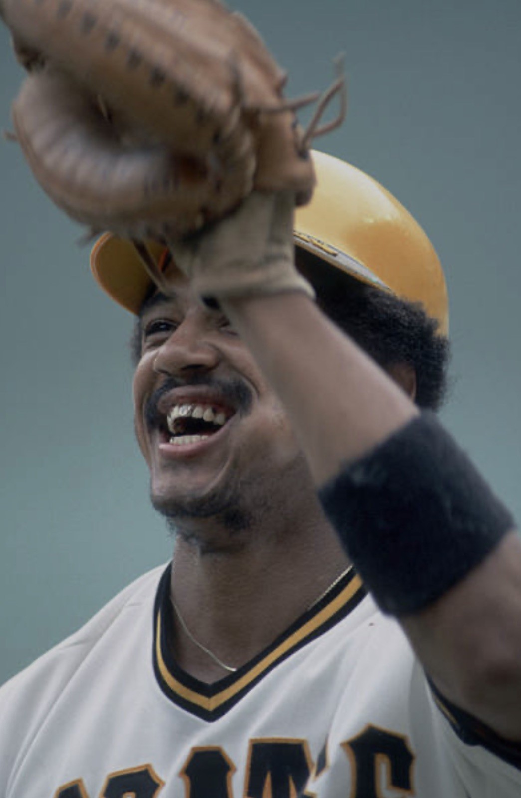 Game Used Auto Tony Peña 1982 Wilson Catchers Mitt Pittsburgh Pirates Photomatch