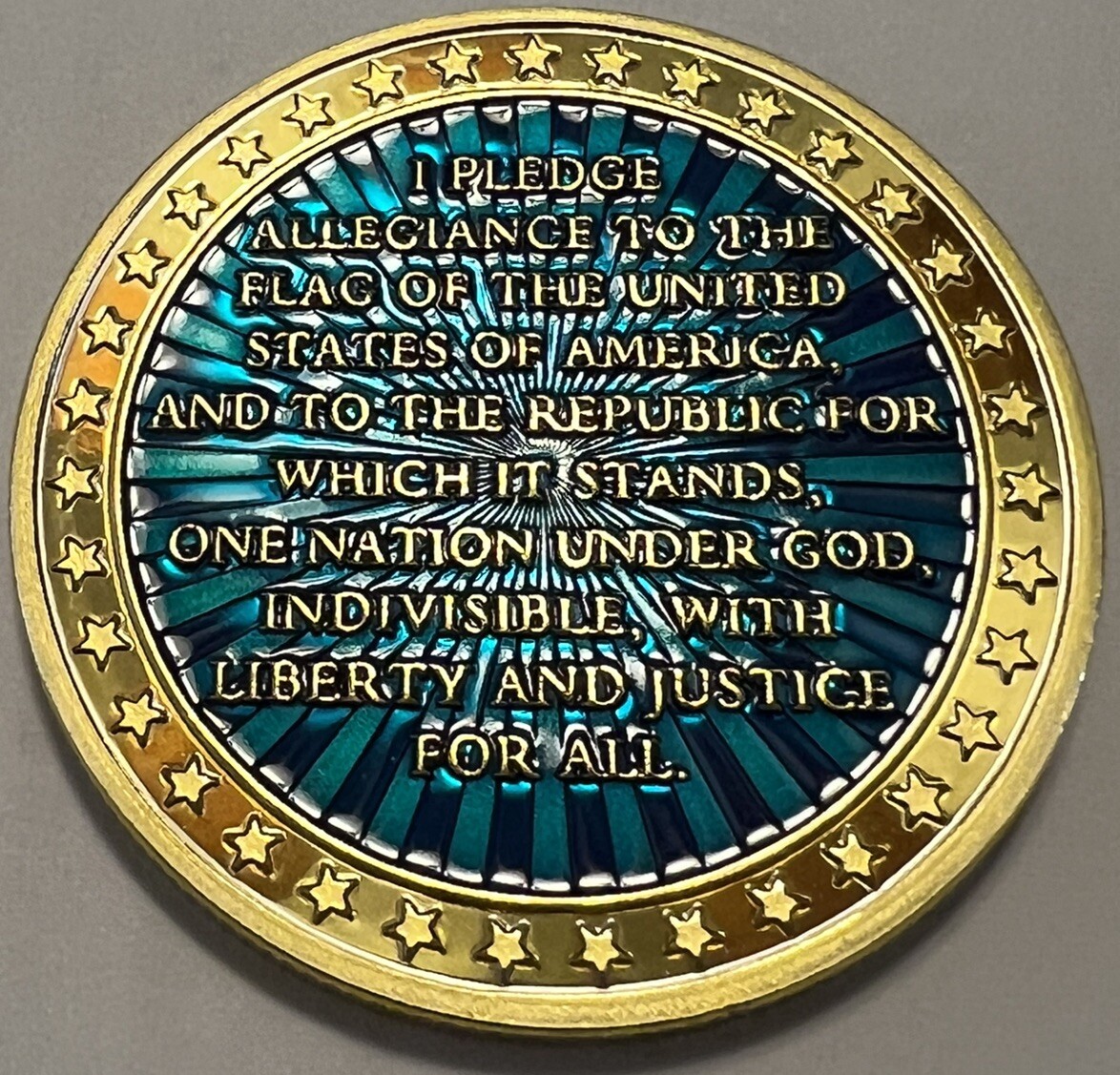 * Beautiful Pledge Of Allegiance With Golden Eagle And US Flag Challenge Coin