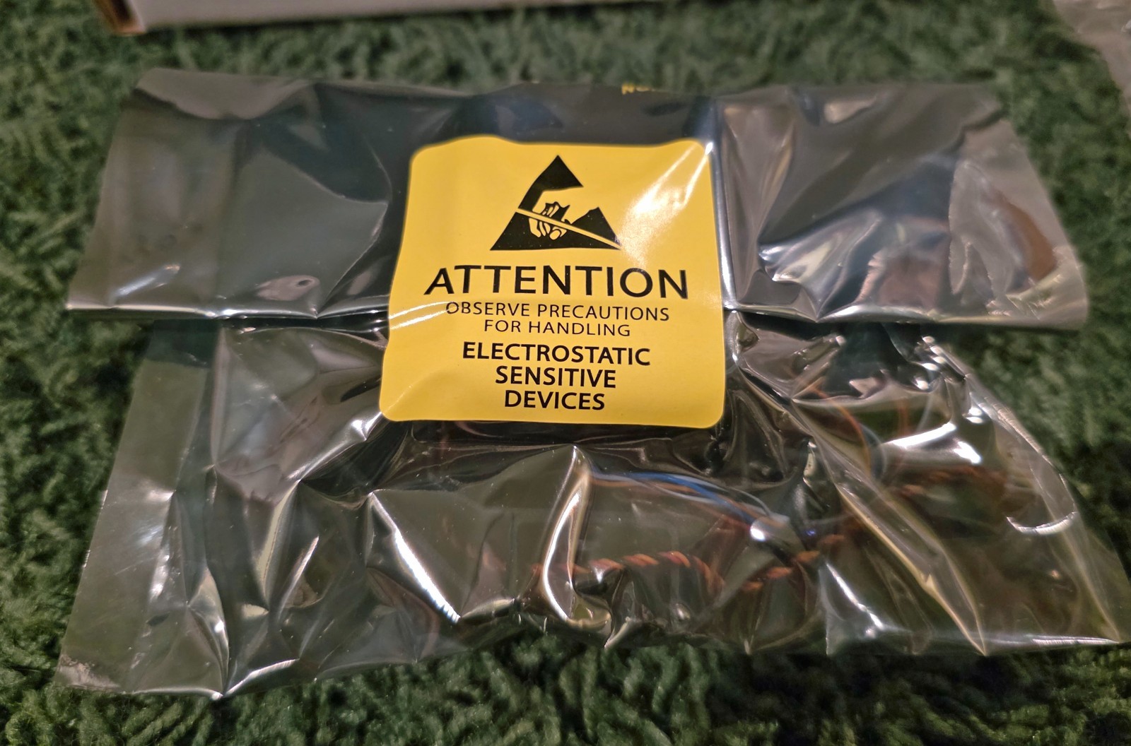 NEW- Pelco Camclosure ICS150-CA3 Dome Camera 1.5 F-stop, EASI