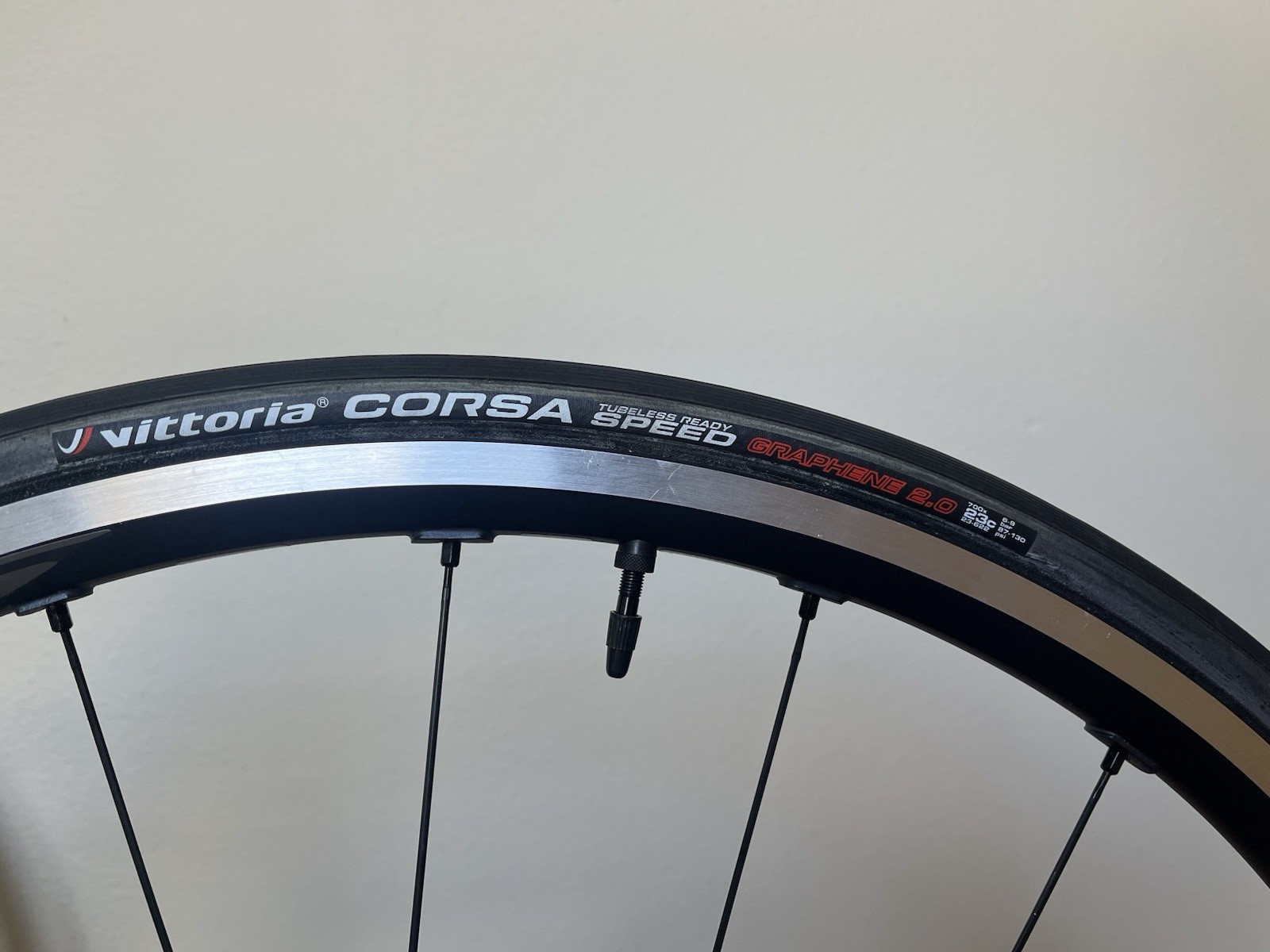 Shimano WH-RS500 Tubeless Wheelset w/ Tires Mounted. BRAND NEW!