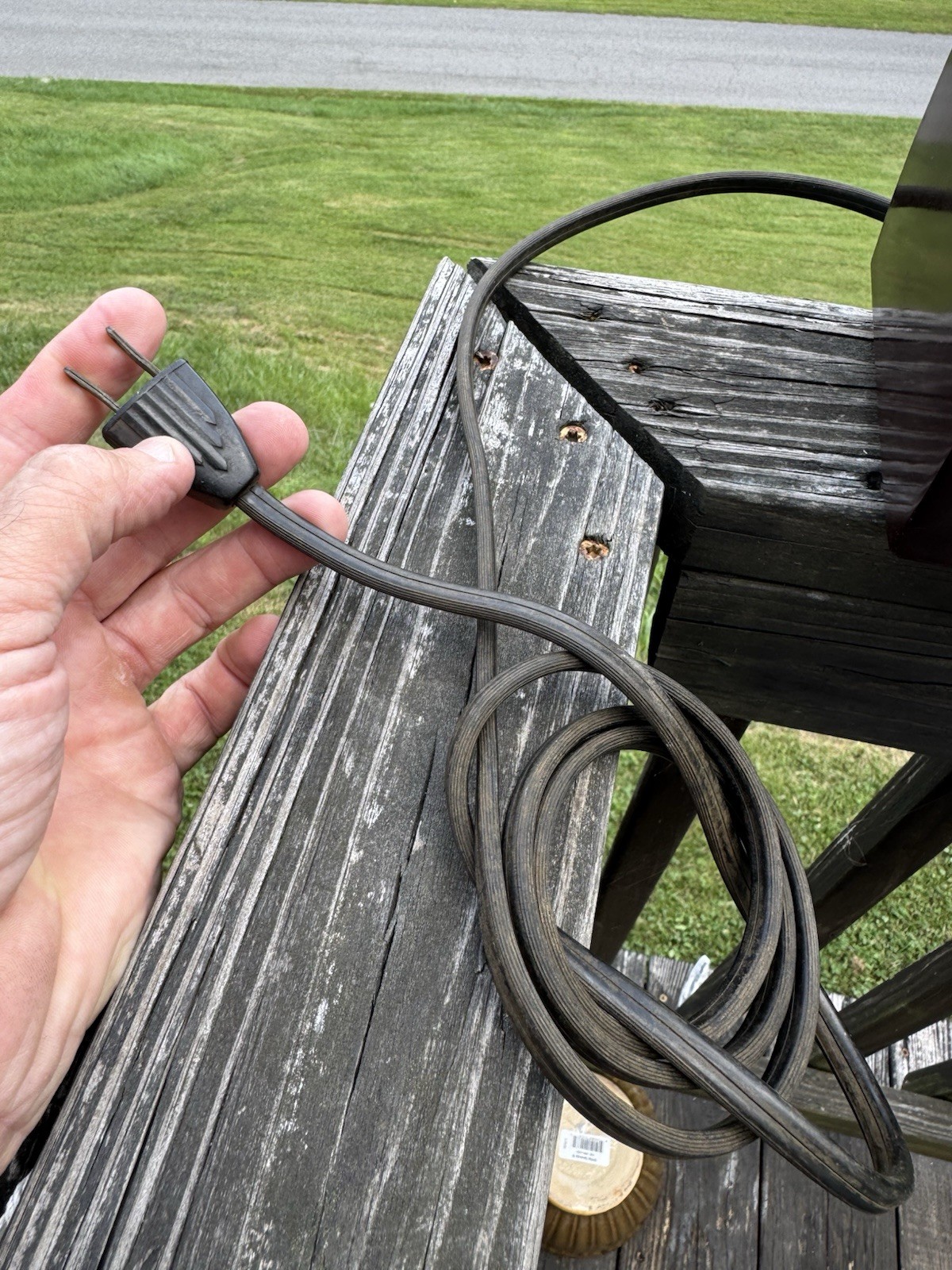 Vintage 1950 Motorola Model 51C Tube AM Clock Radio Works Brown Plastic