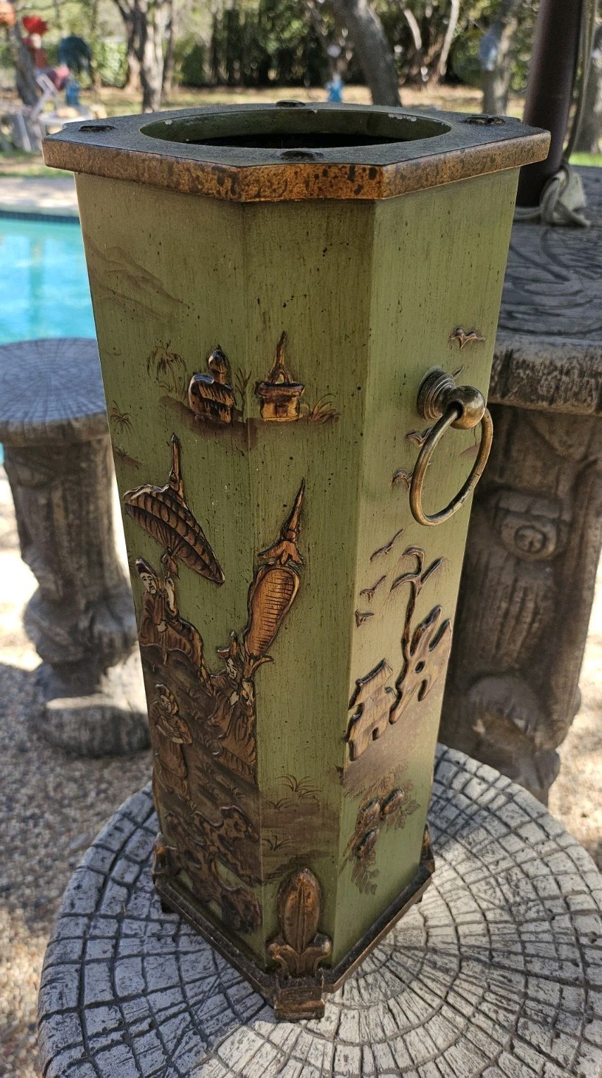 18" Octagonal Raised Japanese Asian Chinoiserie Umbrella Walking Stick Stand