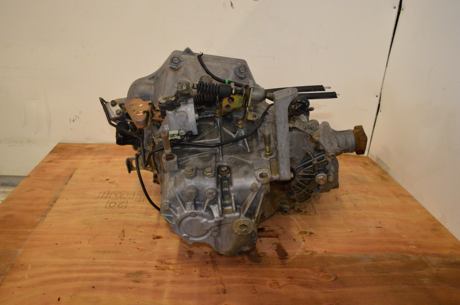 JDM 2002-2006 HONDA CR-V 5-SPEED 2.4L AWD MANUAL TRANSMISSION