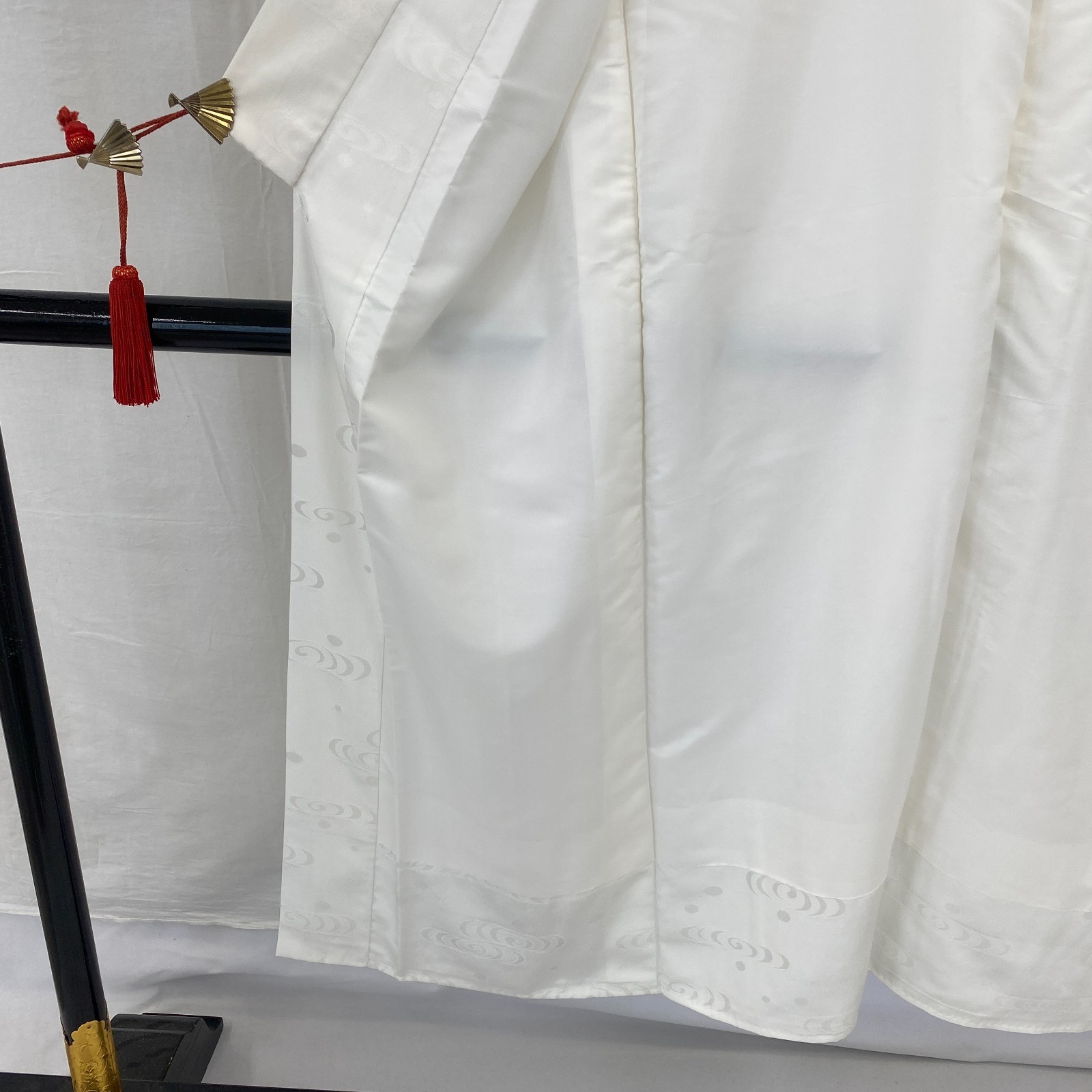 Japanese Vintage Kimono Juban Polyester White Traditional Authentic Length 53 in