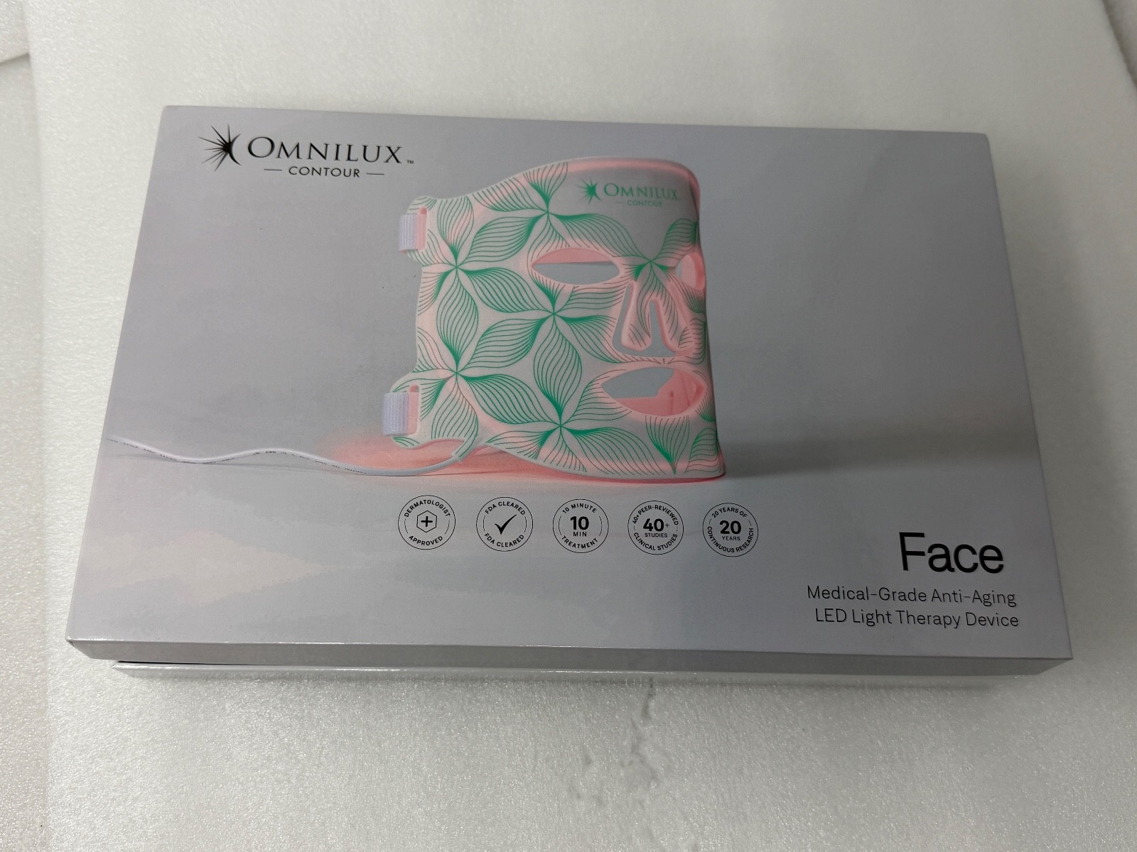 OMNILUX CONTOUR WOMEN FACE ANTI-AGING LED LIGHT THERAPY MASK - [FULL KIT / READ]
