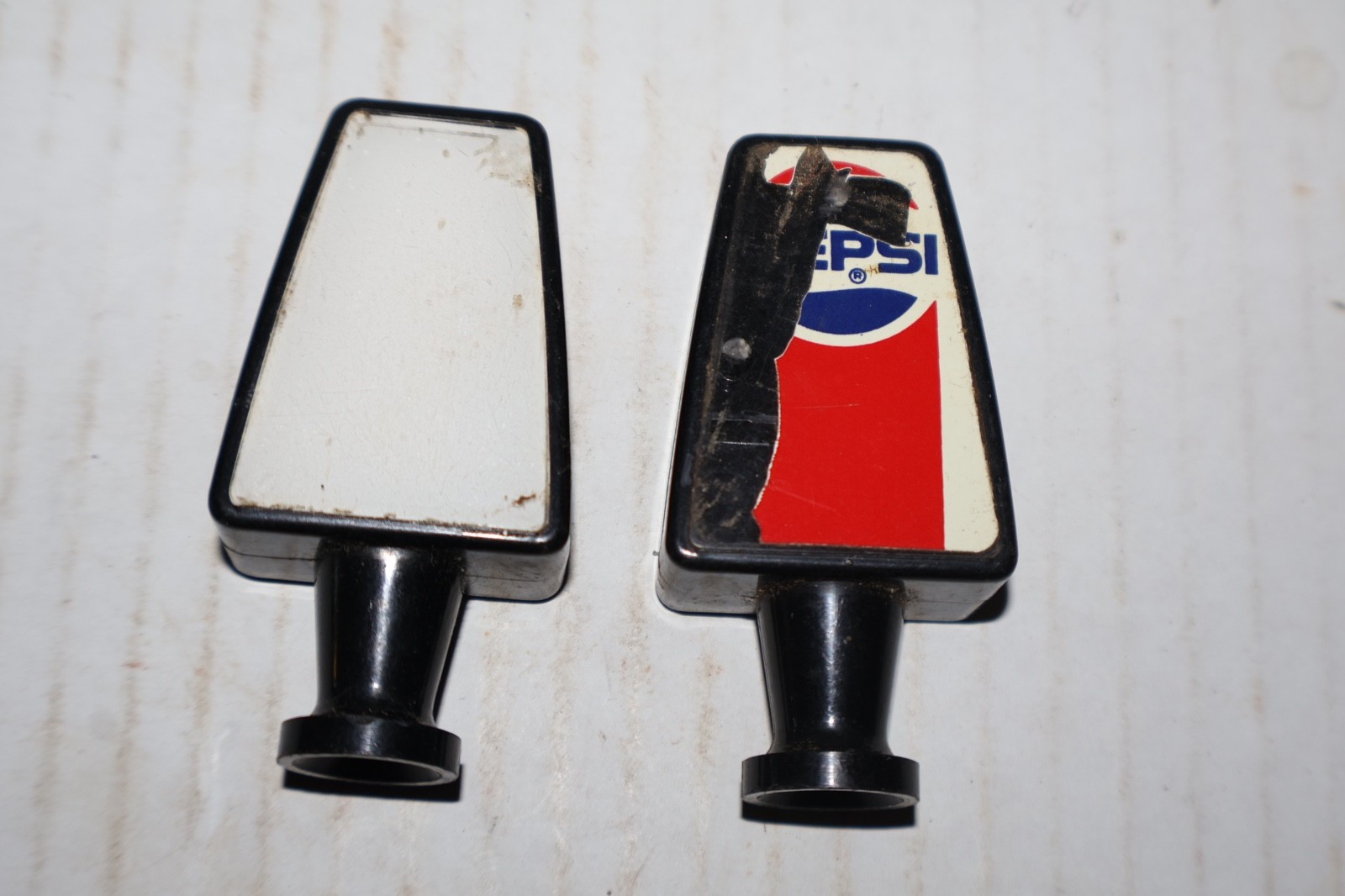 2 Vintage 1960s 1970s Pepsi & Dr Pepper Fountain Soda Taps Handles Tombstone