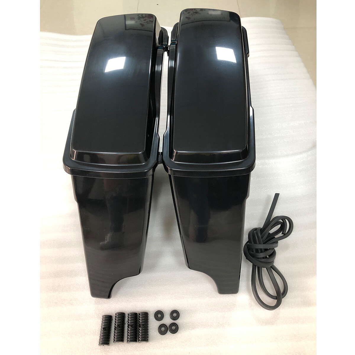 New Style 5" Stretched Extended Hard Saddle Bags Fit For 93-13 Harley Road King