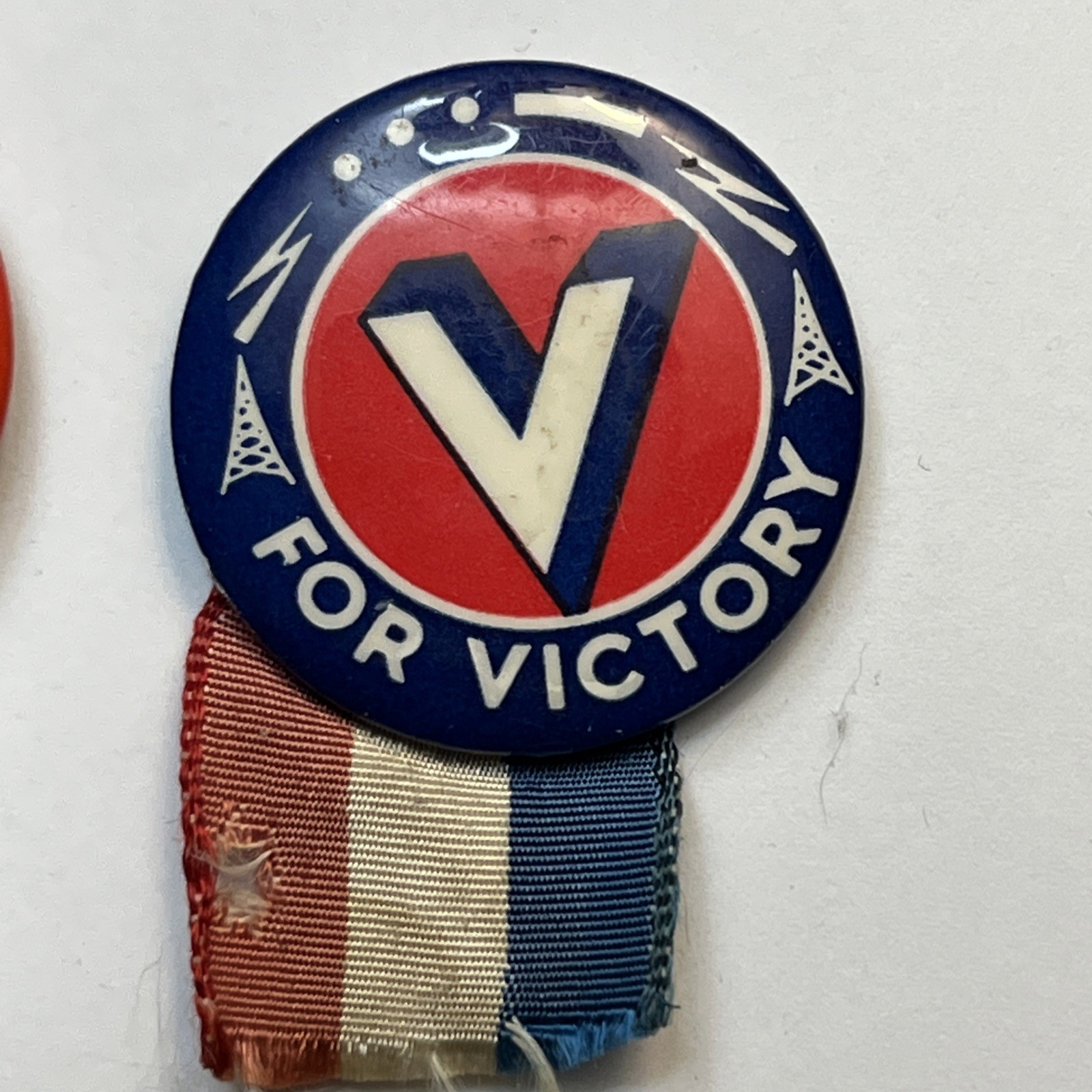 Lot of 4 Original WWI US WELCOME BUDDY V Victory Good Girl Mass MA Button Pin
