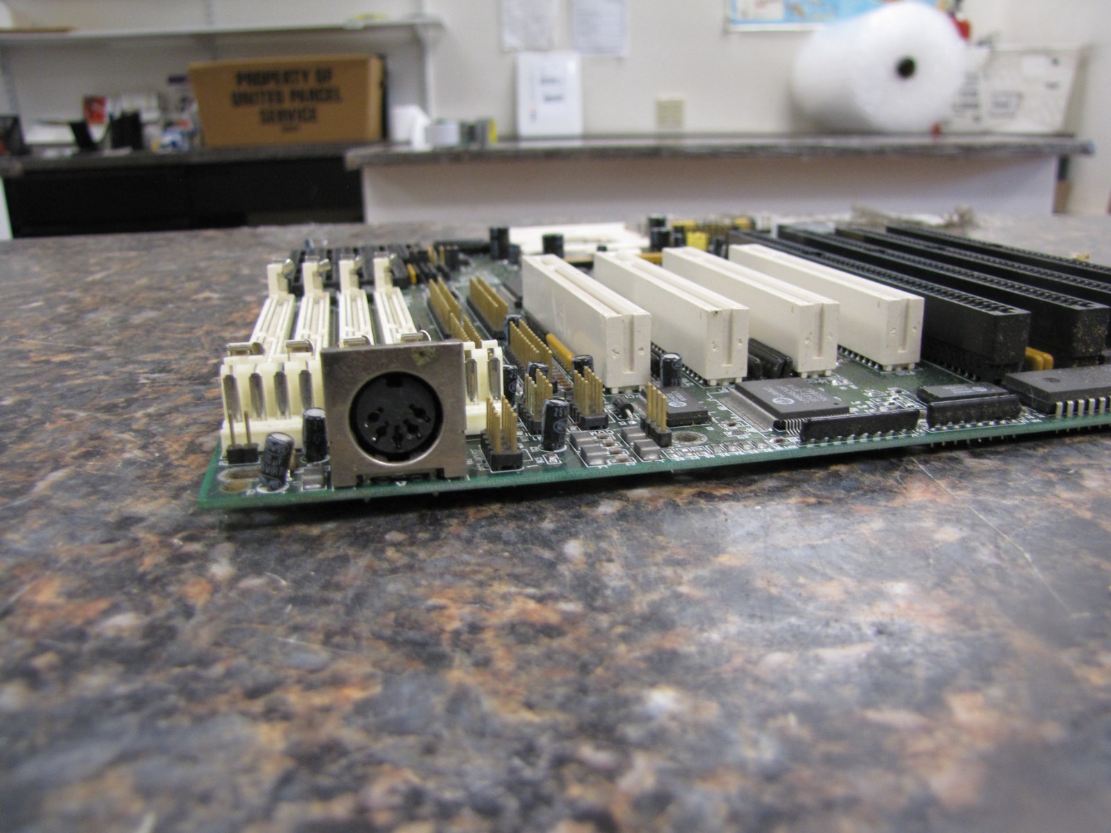 Vintage Socket 3 Baby-AT Motherboard UMC UM8886AF/UM8881F Chip - new condition!