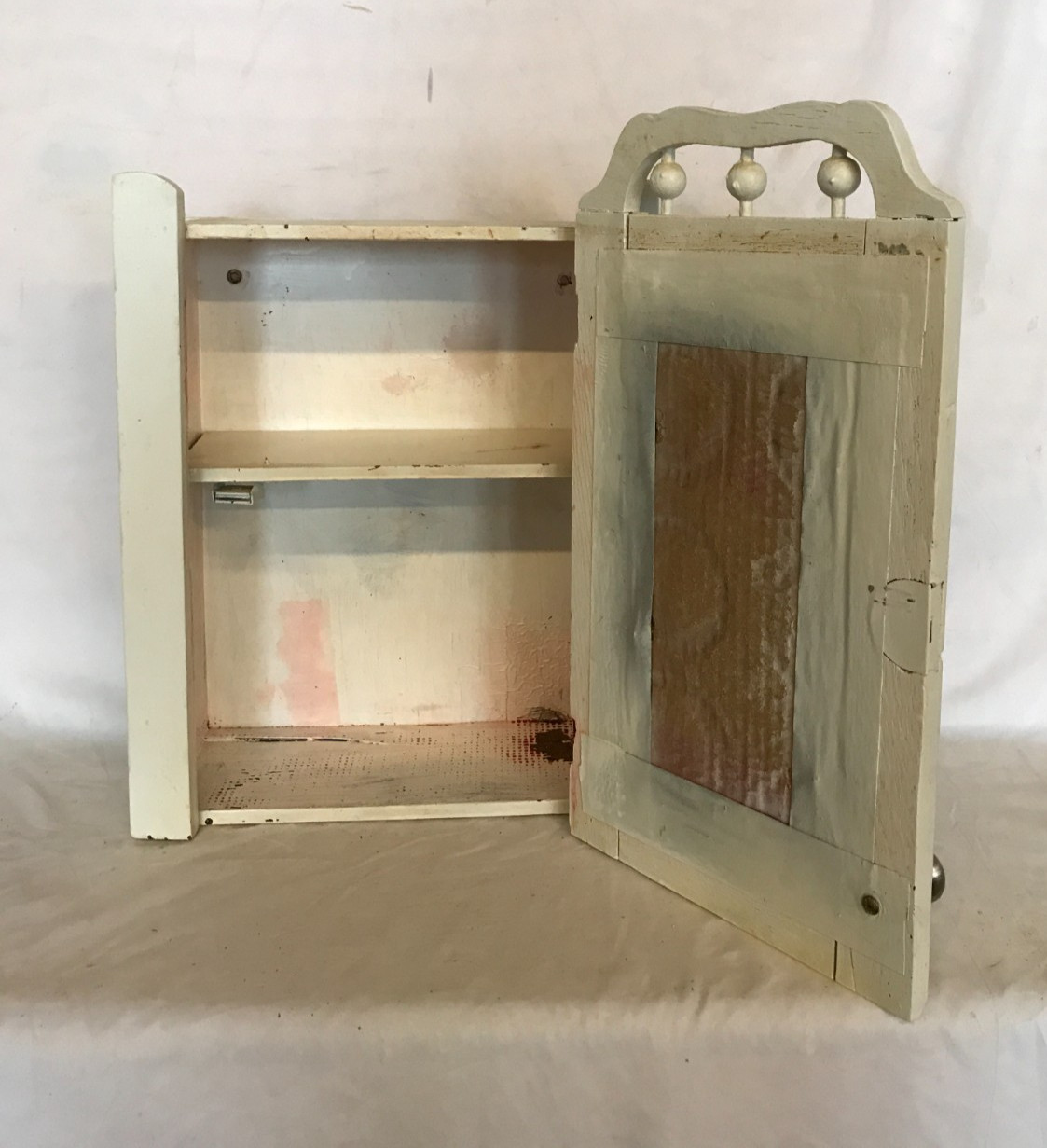 VTG 13x18 Wood Shabby Wall Medicine Cabinet Mirror Stick & Ball Chic Old 26-26B