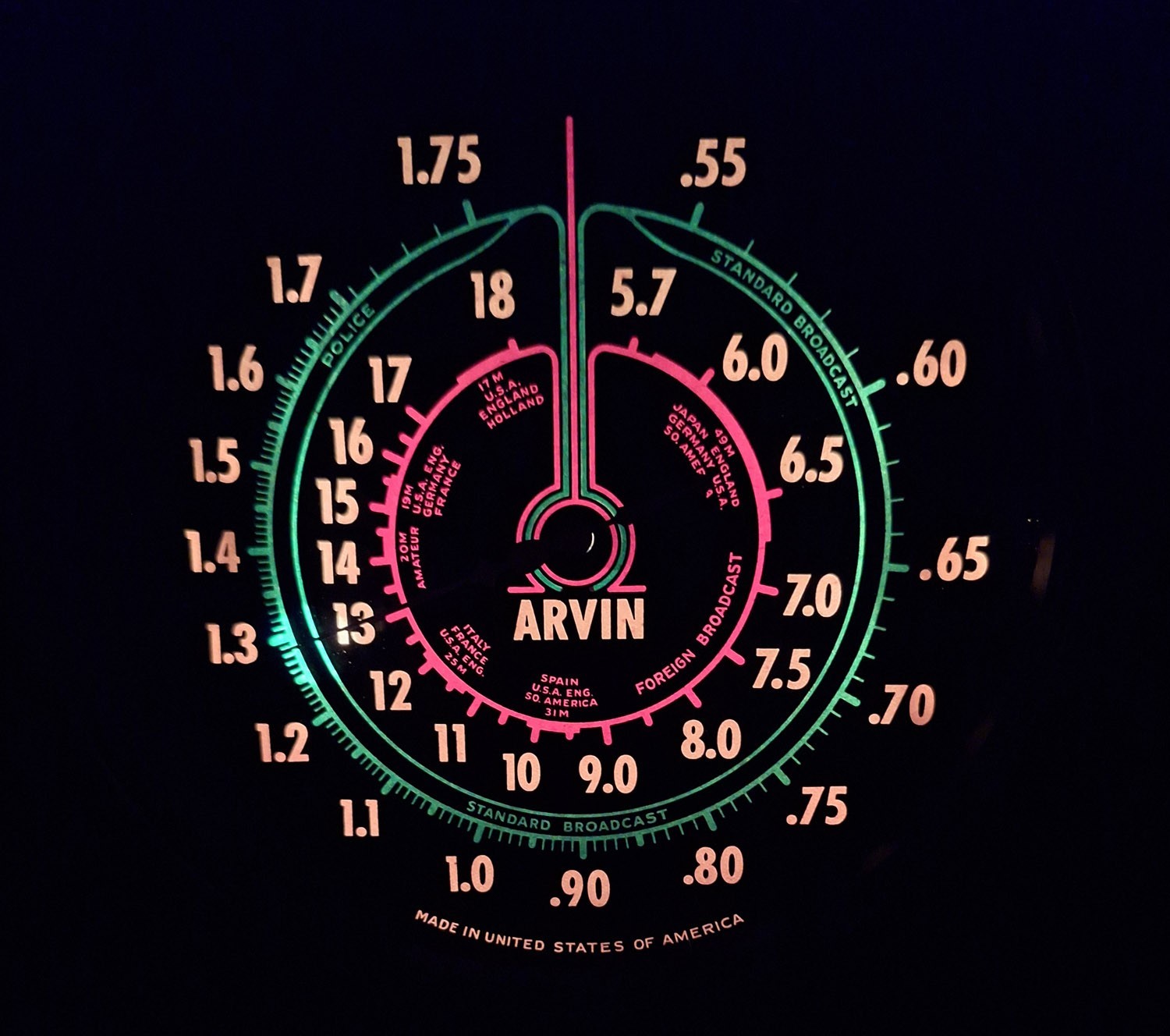 Old Antique Wood Arvin 517 Rhythm Junior Vintage Tube Radio - Restored & Working