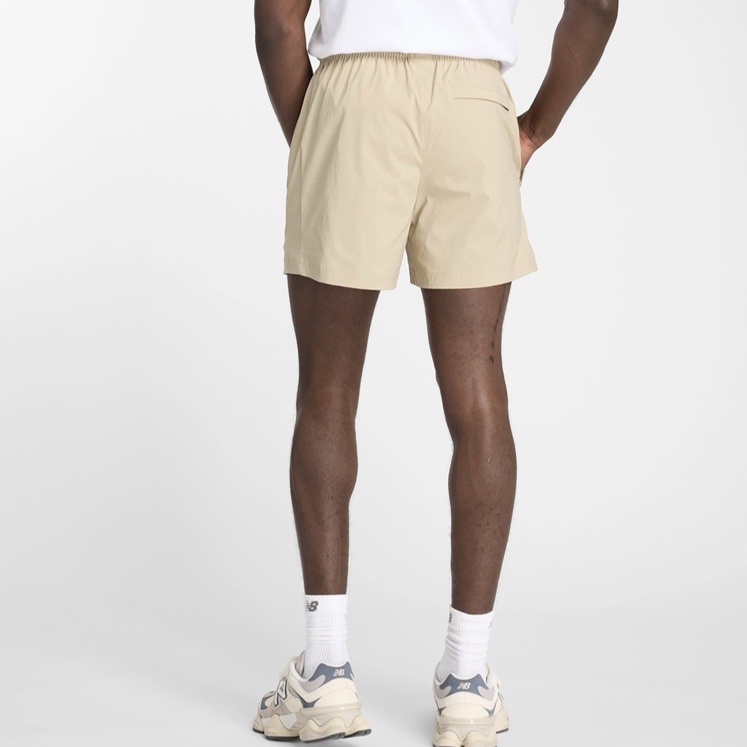 New Balance Shorts Sz Large Mens Light Brown Woven 5" Athletic Stretch $60