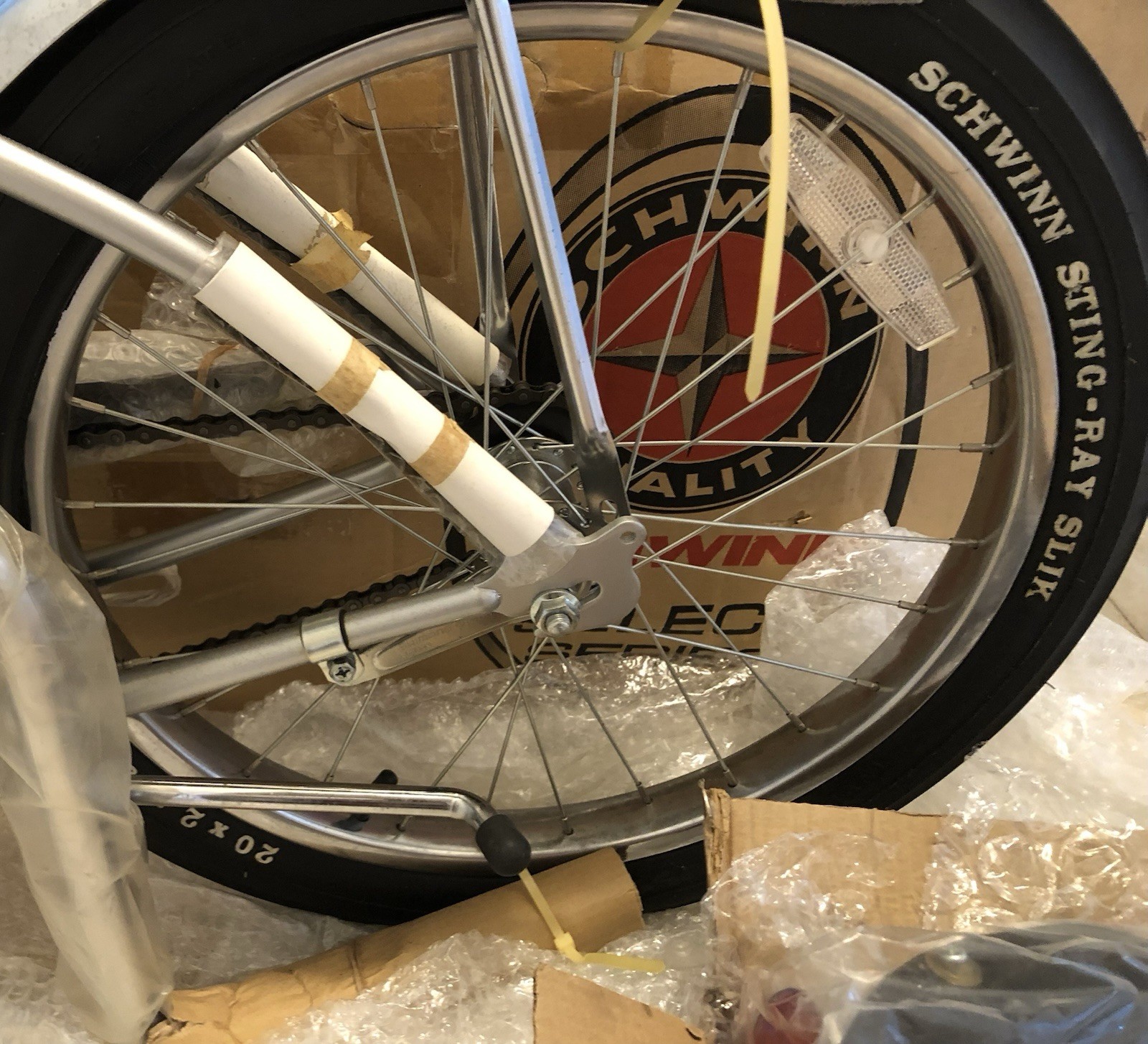 Schwinn Stingray Krate GREY GHOST Reissue NOS Muscle Bike FAST FREE SHIPPING