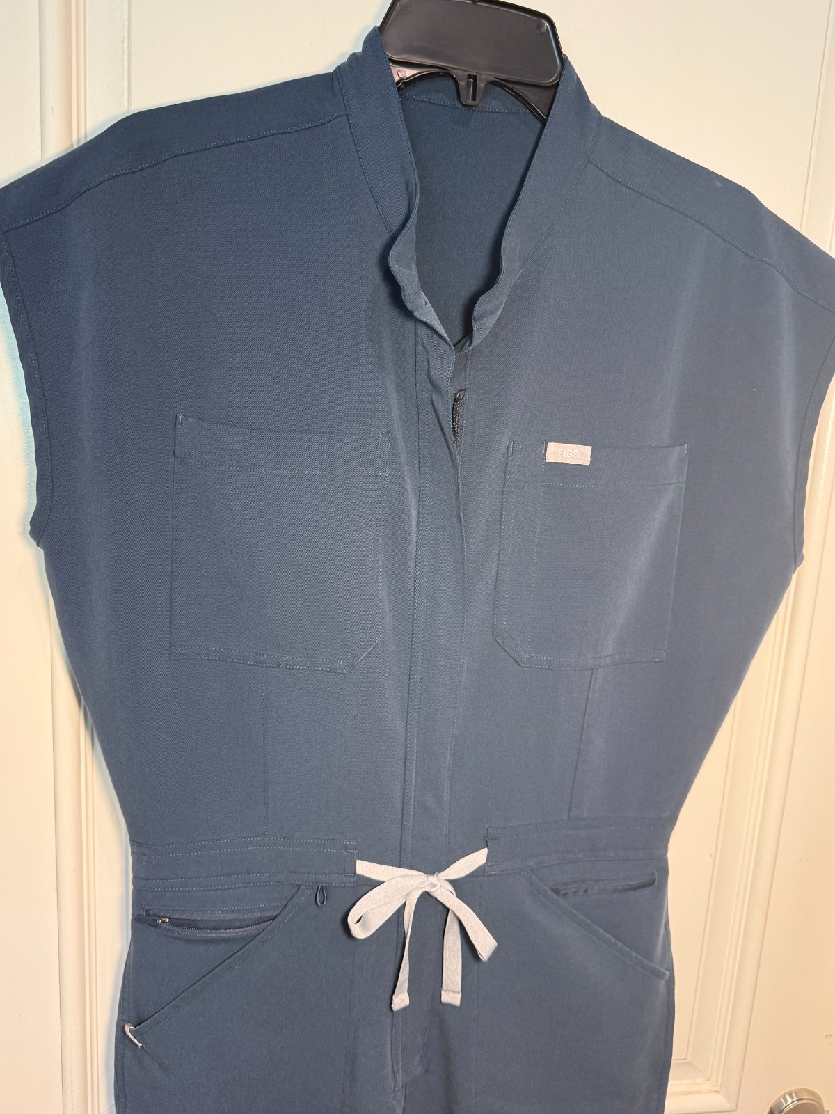 FIGS Women Blue/Gray Rafaela Cargo Jogger Jumpsuit Scrubs Sleeveless Size S