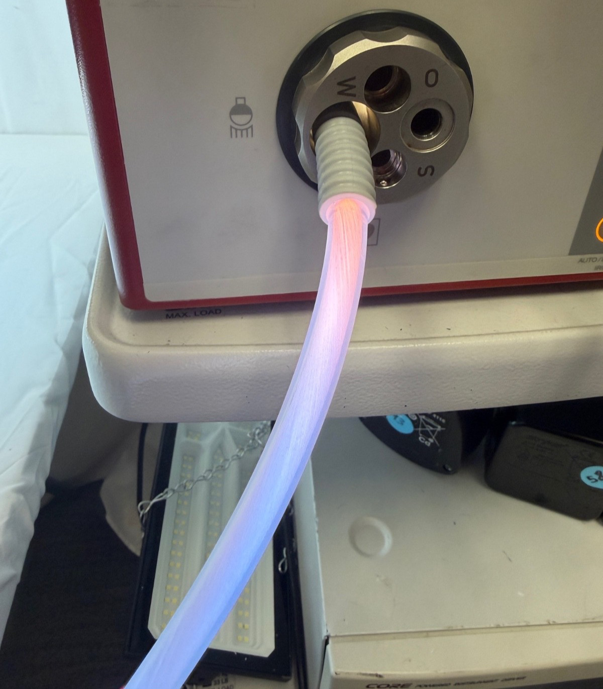 Stryker 233-050-064 Fiber Optic Light Cord 5mm x 9.5' Clear Case Endoscopy