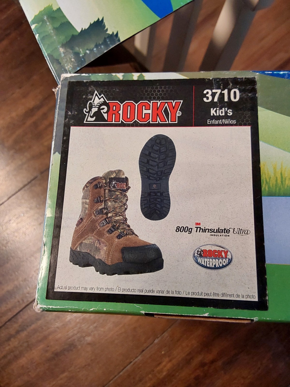 Kids Rocky Boots Size 10.5 insulation 800 g