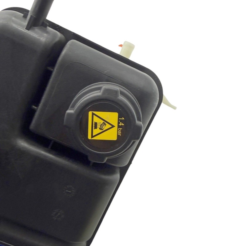 Coolant Reservoir Tank 670031651 for Maserati Quattroporte Levante Ghibli 14-19