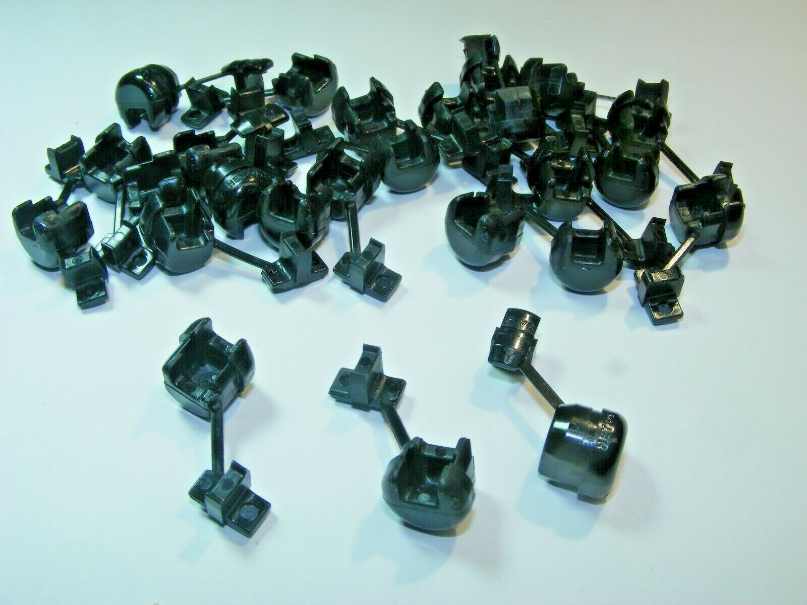 QTY10 HEYCO 1074 STRAIN RELIEF SR-3A-4 BLK 7/16" FLAT CABLE 18/2 AWG LAMP CORD