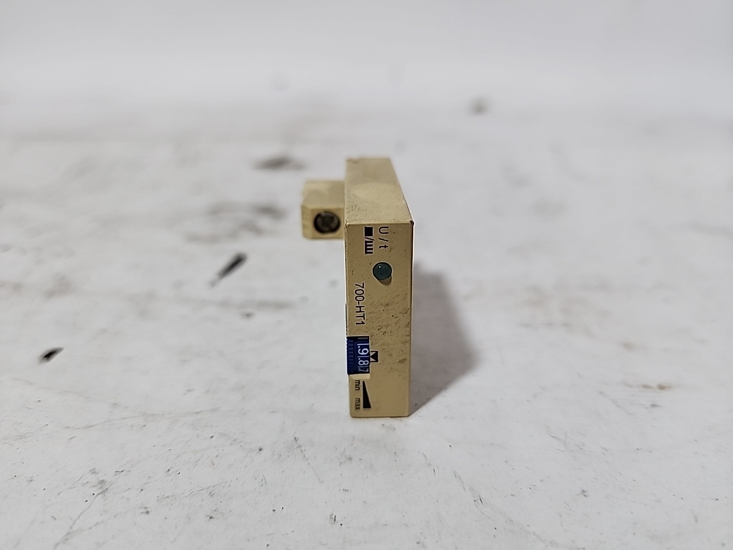 ALLEN BRADLEY 700-HT1 SER. B