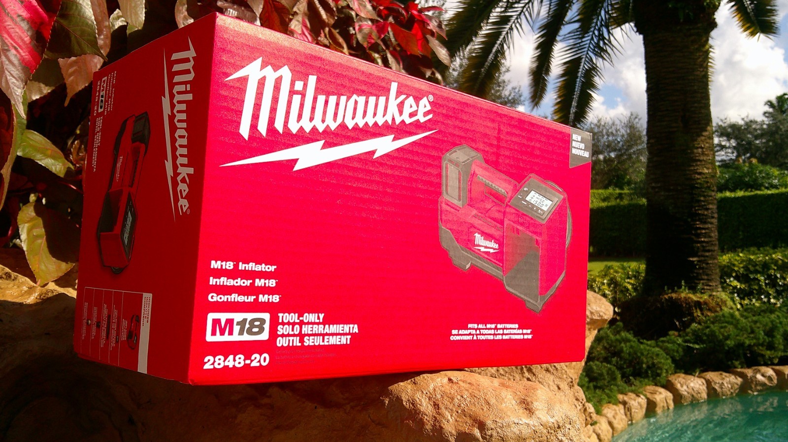 Milwaukee 2848-20 Compact Cordless Tire Inflator 18 Volt M18 (Bare Tool)