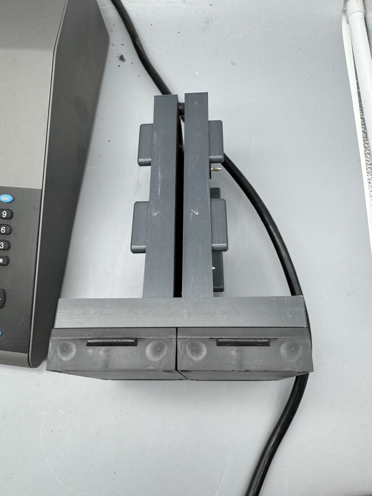 Cadex Electronics C7200 Battery Analyzer Charger W/ Physio LP15 Adapter